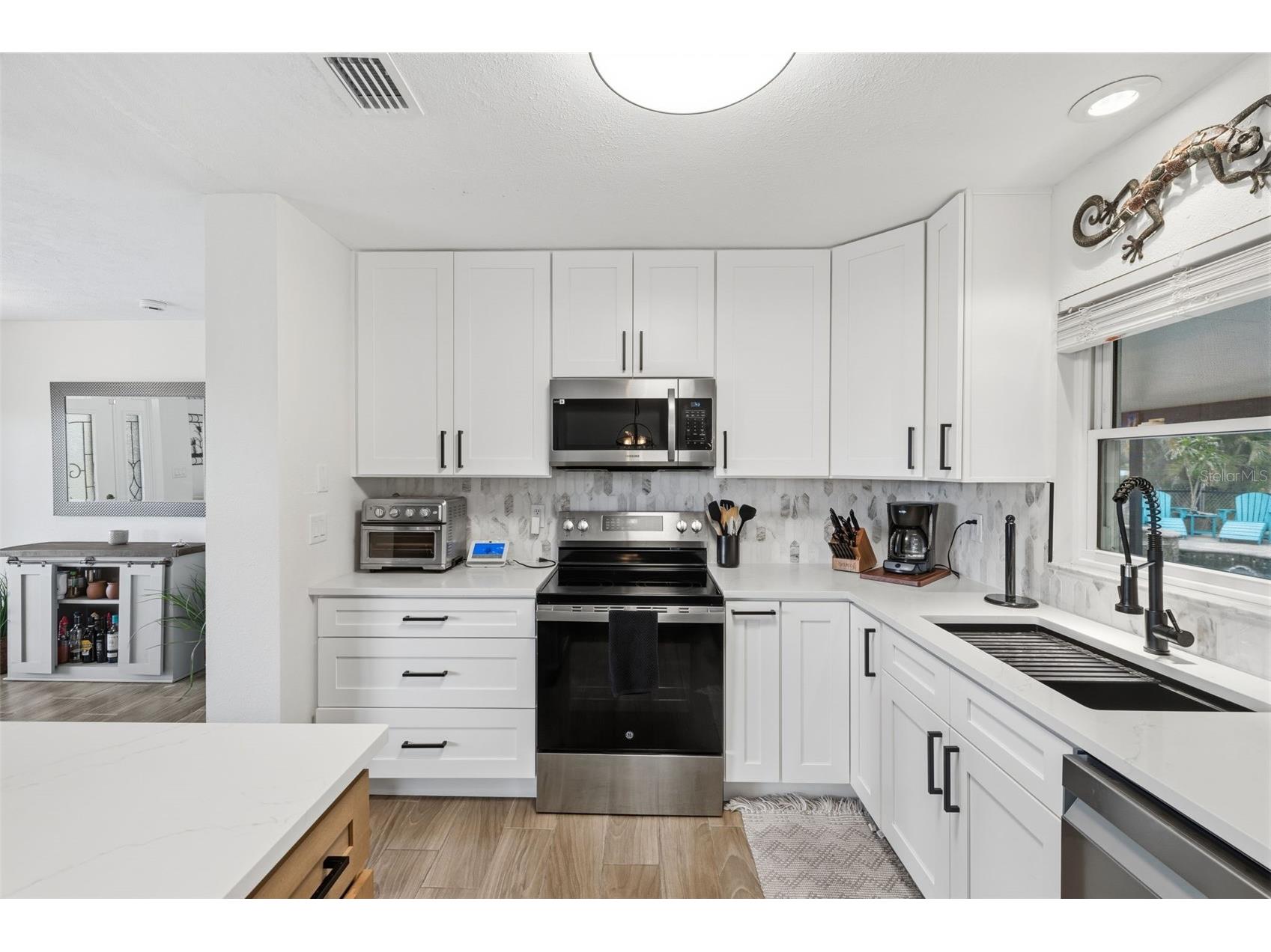 9910 Peninsular Drive Gibsonton FL 33534 TB8517537 image15