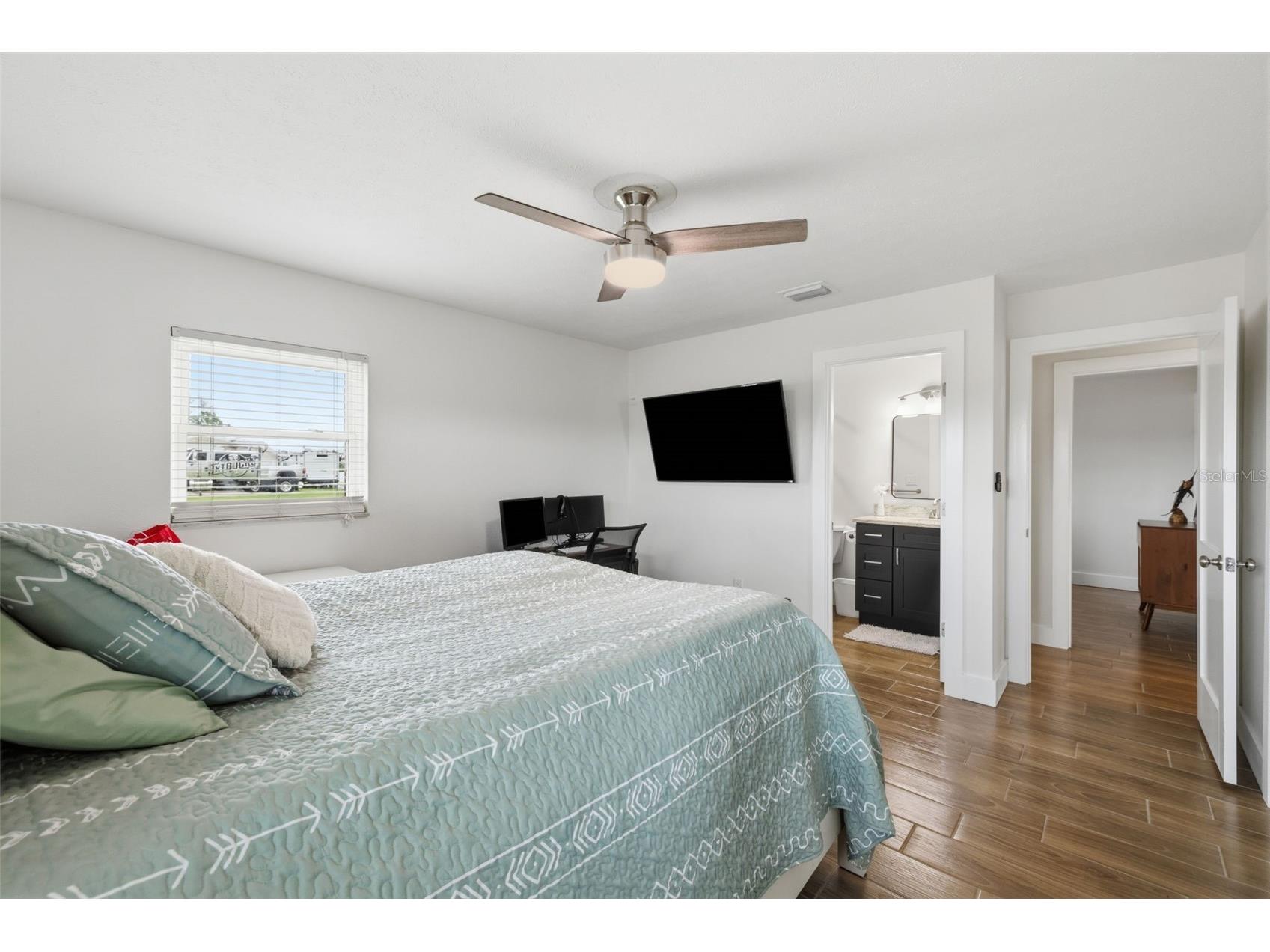 9910 Peninsular Drive Gibsonton FL 33534 TB8517537 image25