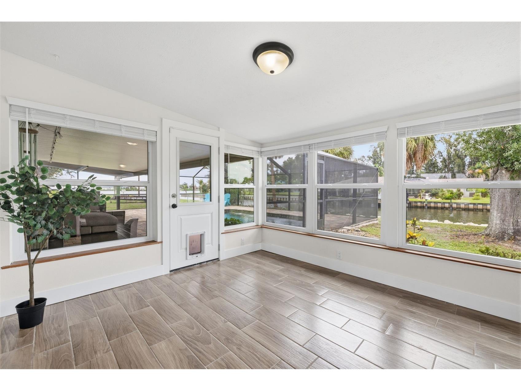9910 Peninsular Drive Gibsonton FL 33534 TB8517537 image31