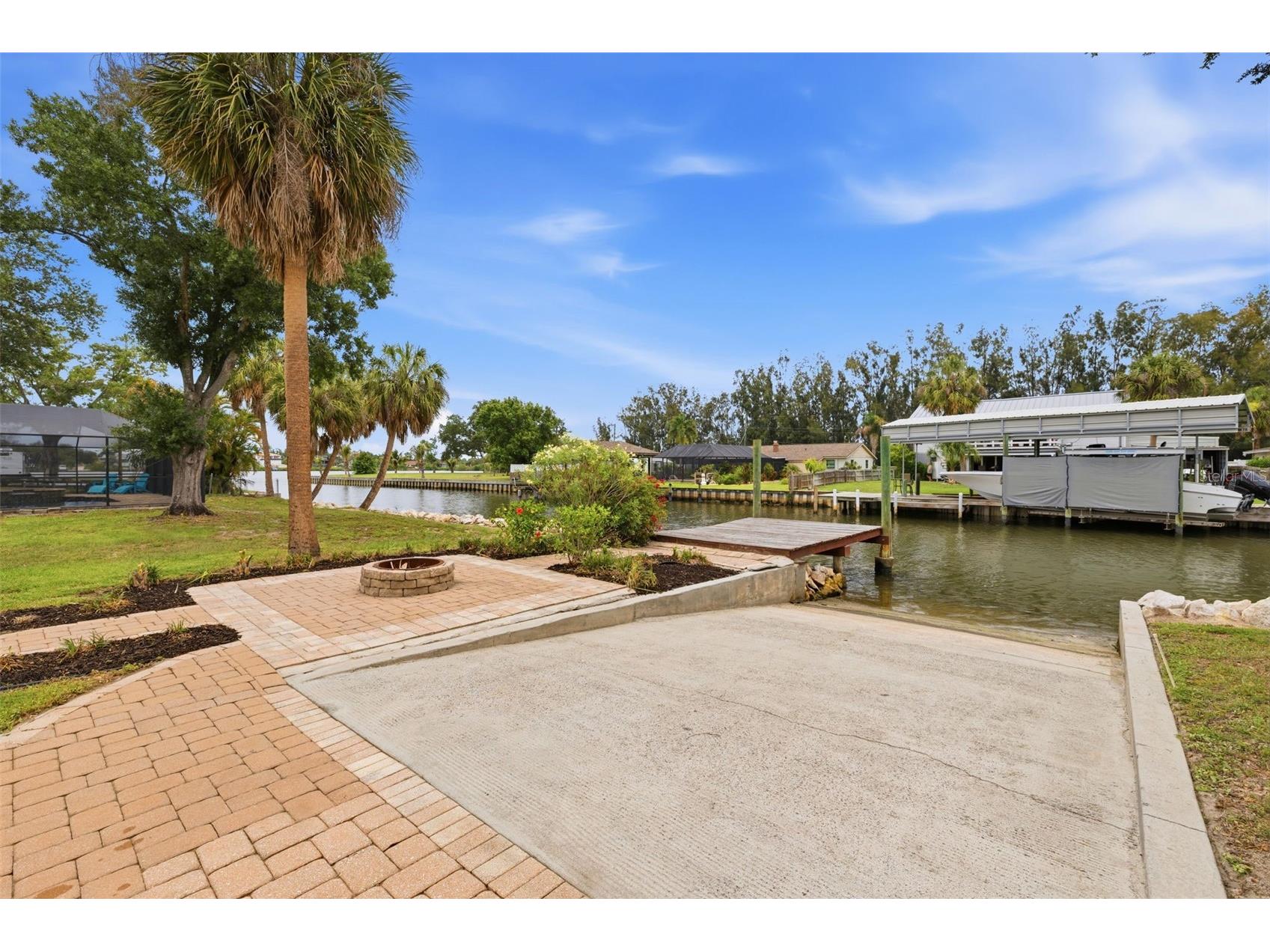 9910 Peninsular Drive Gibsonton FL 33534 TB8517537 image44