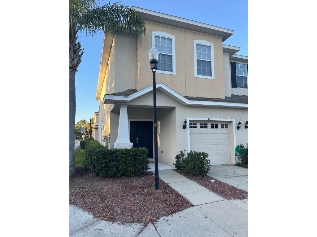 9911 Palermo Breeze Way Tampa FL 33619 T3437563 image1