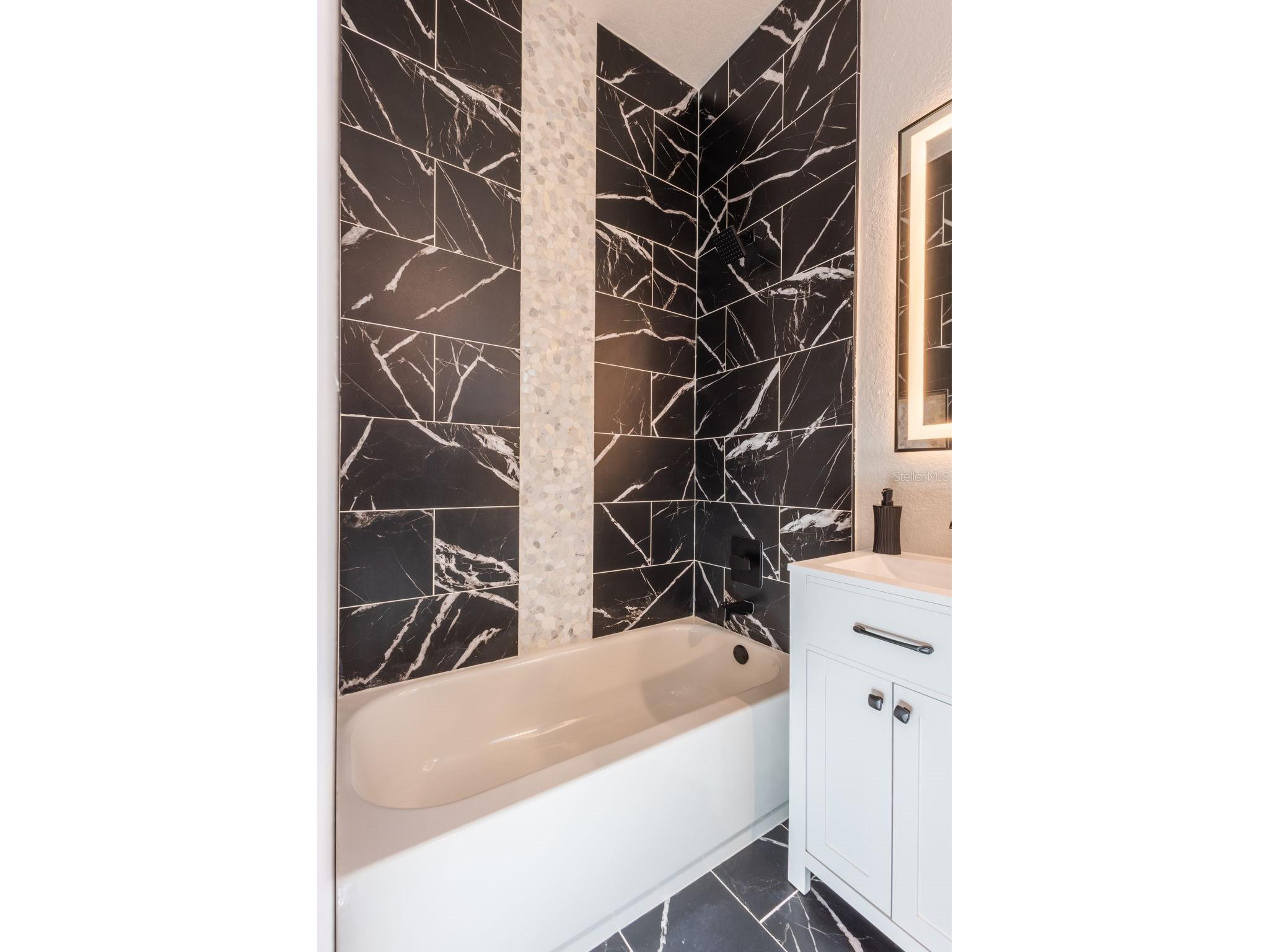 9912 Golden Loop New Port Richey FL 34654 TB8465641 image23