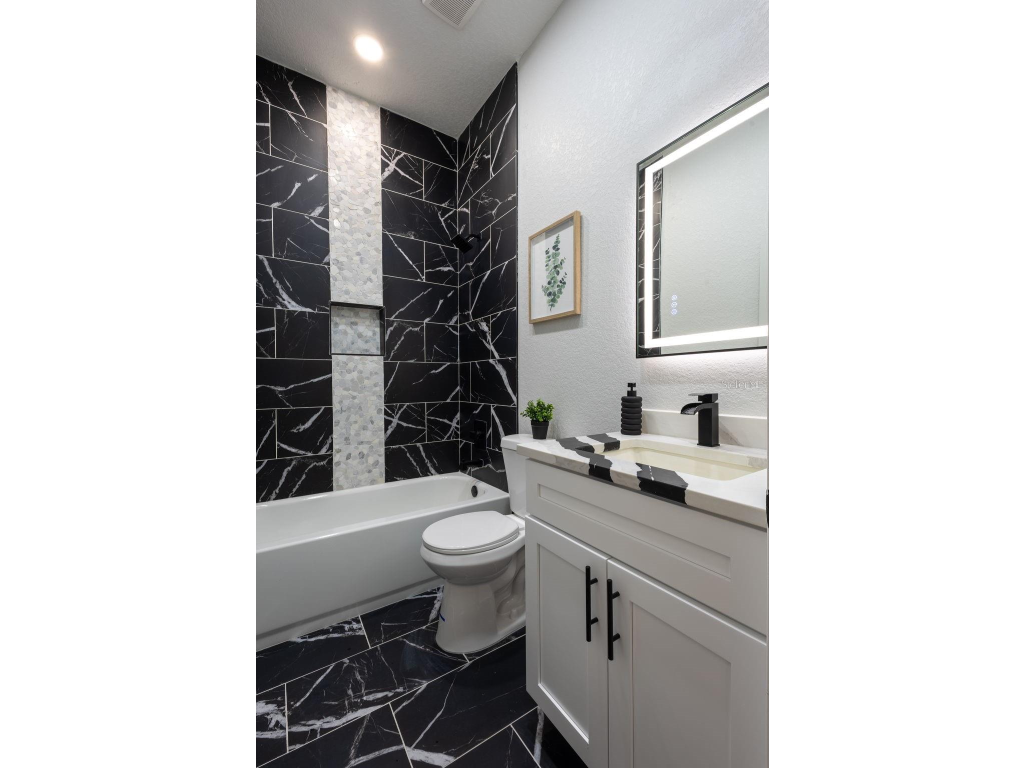 9912 Golden Loop New Port Richey FL 34654 TB8465641 image32