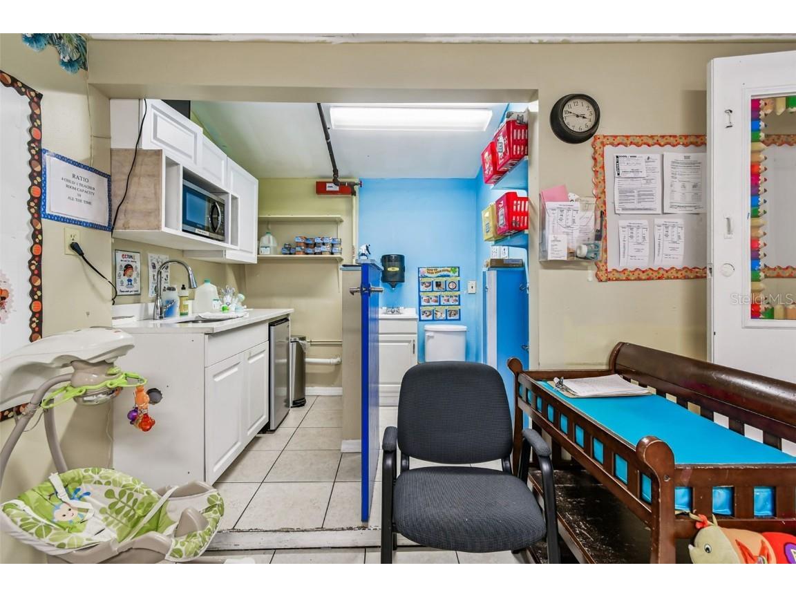 9912 N Myrtle Street Tampa FL 33617 TB8446567 image19