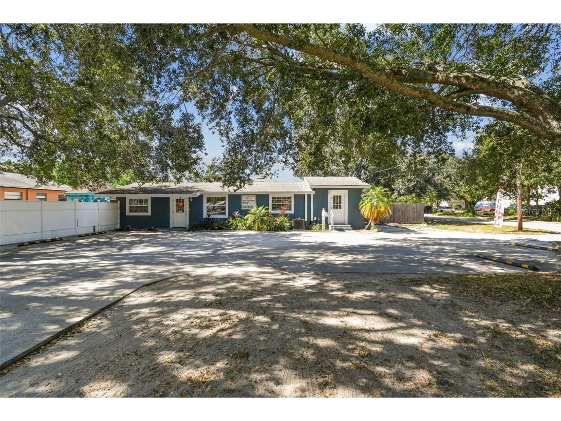 9912 N Myrtle Street Tampa FL 33617 TB8446567 image3
