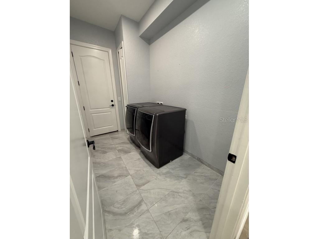 9913 Hatton Circle Orlando FL 32832 TB8444156 image25