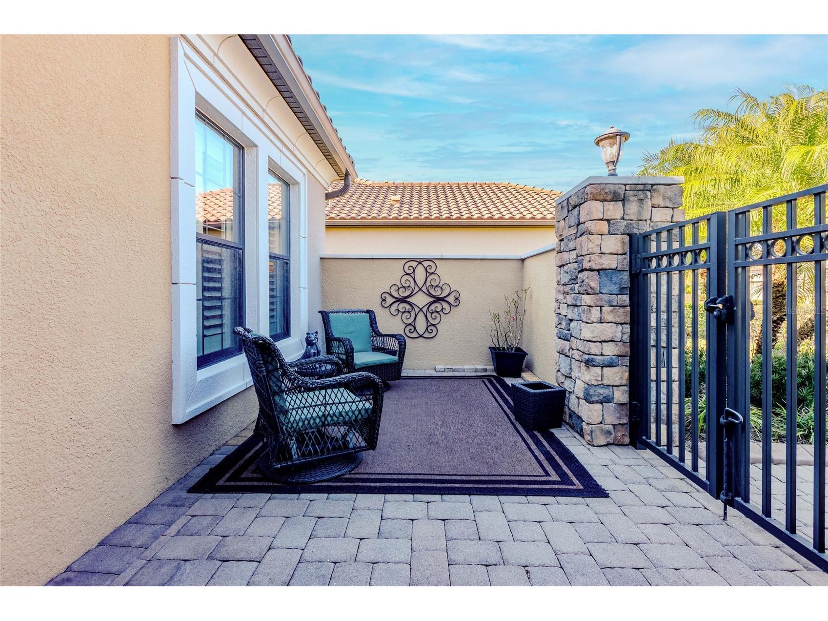 9913 Wicker Park Place Palmetto FL 34221 A4677538 image3