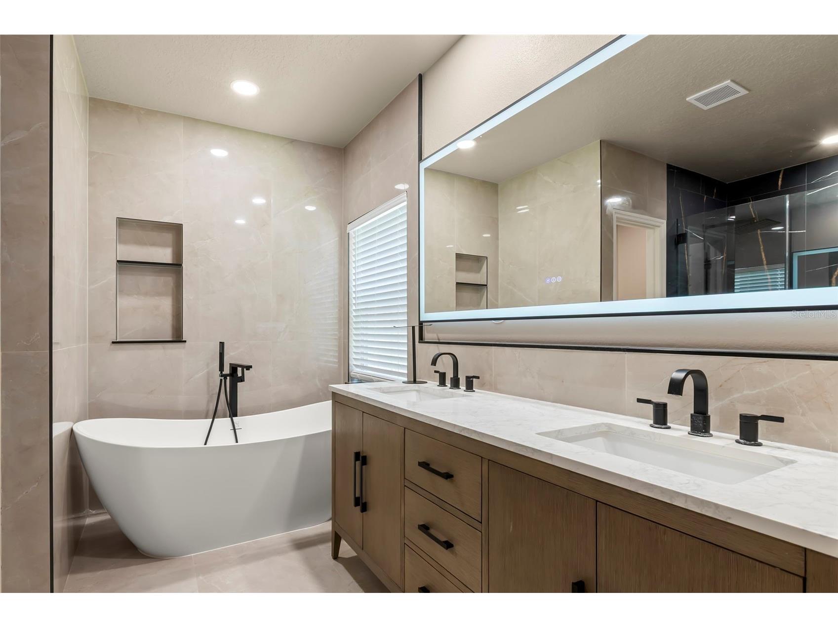 9915 Hartwell Bridge Circle Tampa FL 33626 TB8519138 image9