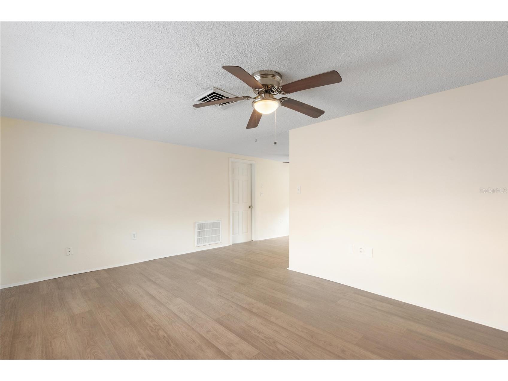 9915 Richwood Lane Port Richey FL 34668 W7885313 image3