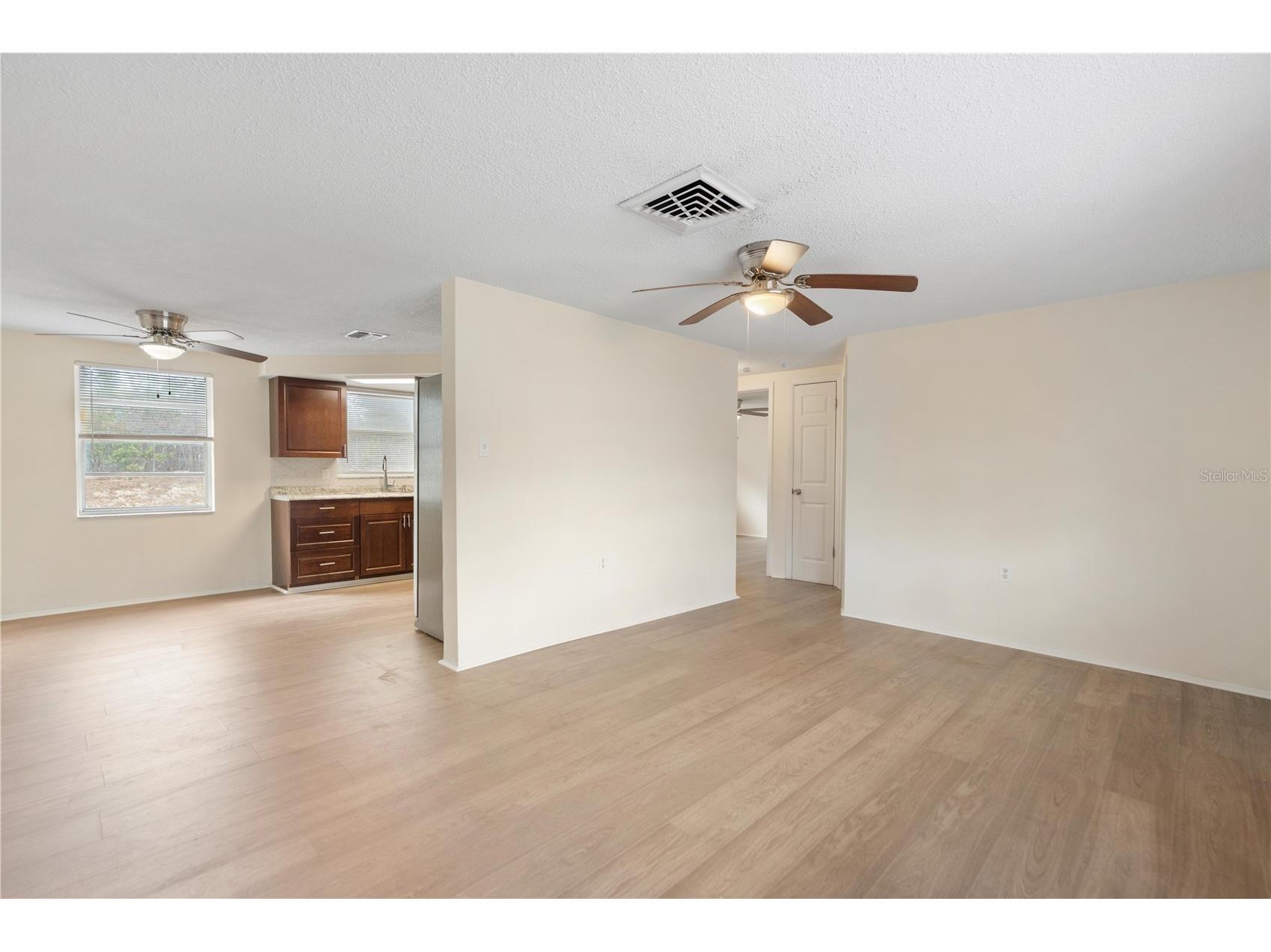 9915 Richwood Lane Port Richey FL 34668 W7885313 image4