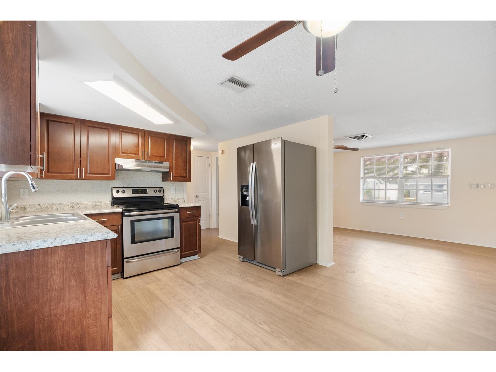 9915 Richwood Lane Port Richey FL 34668 W7885313 image7