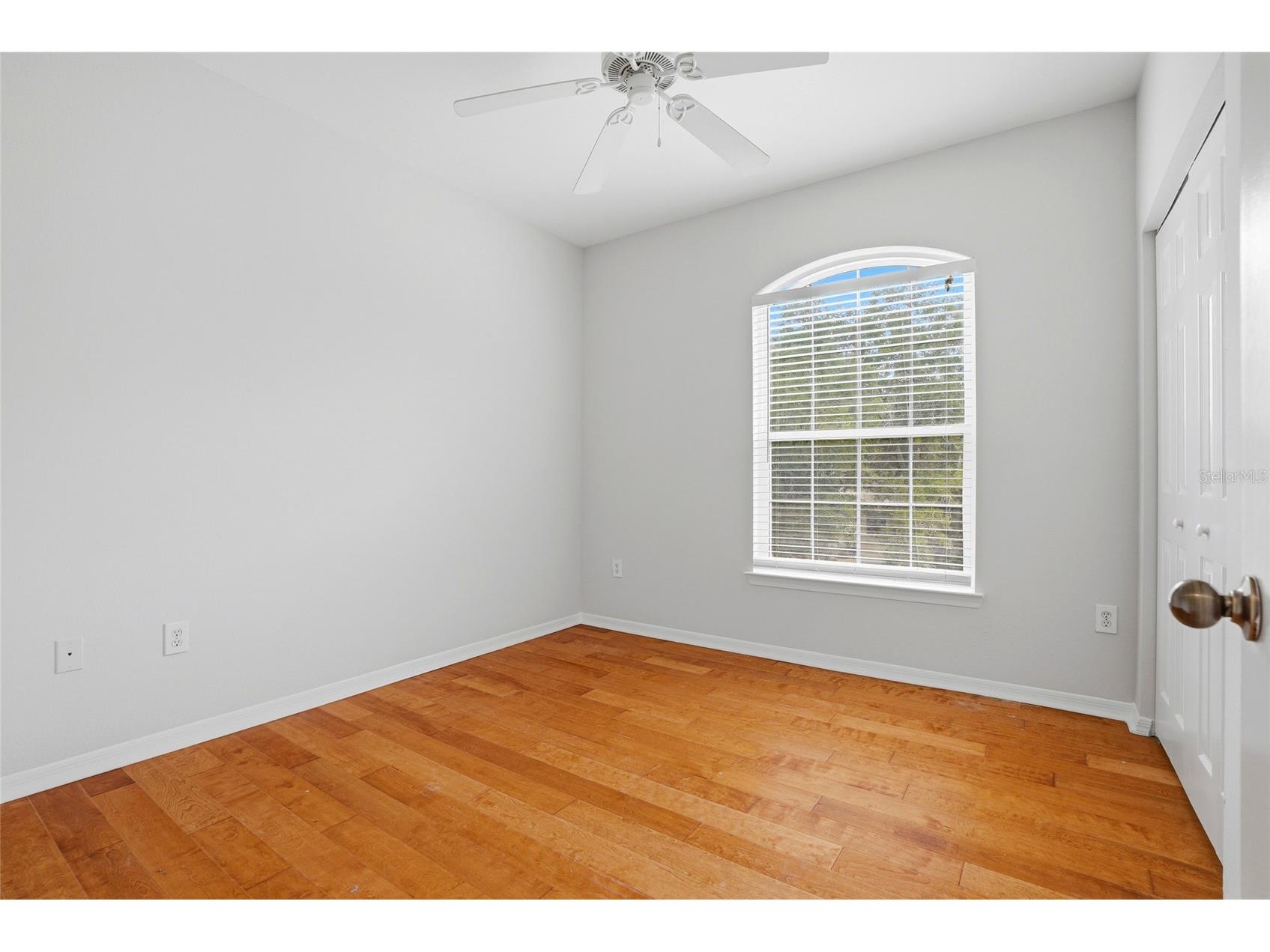 9916 Courtney Palms Boulevard #302 Tampa FL 33619 TB8500143 image11