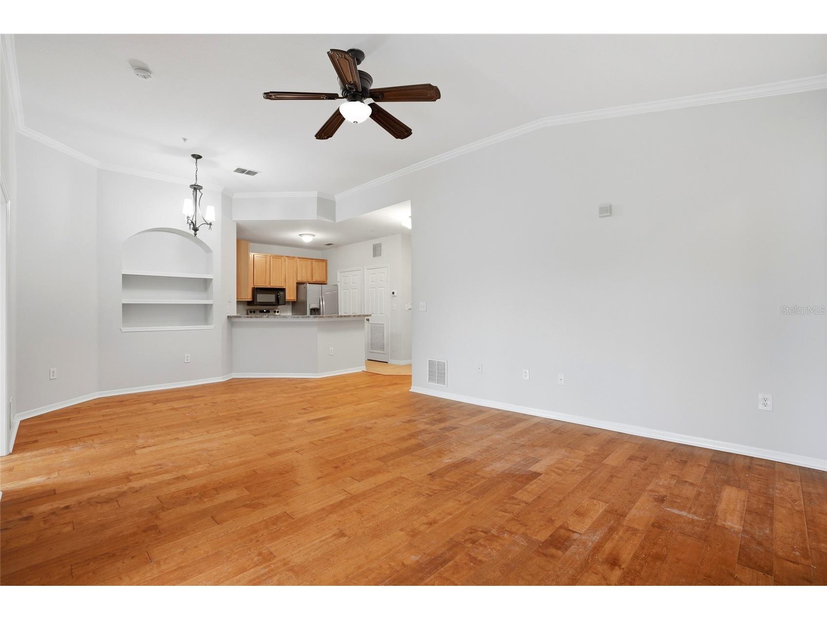 9916 Courtney Palms Boulevard #302 Tampa FL 33619 TB8500143 image19