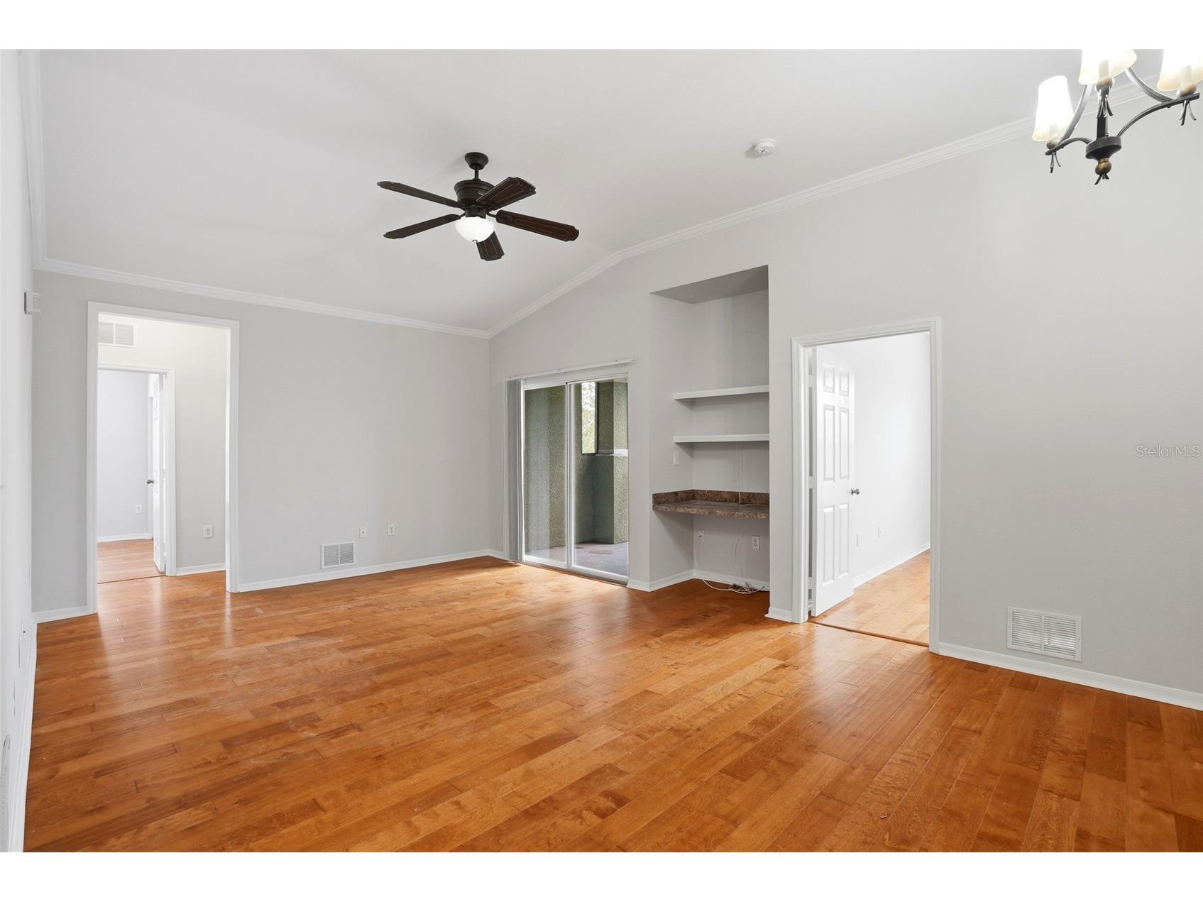 9916 Courtney Palms Boulevard #302 Tampa FL 33619 TB8500143 image20