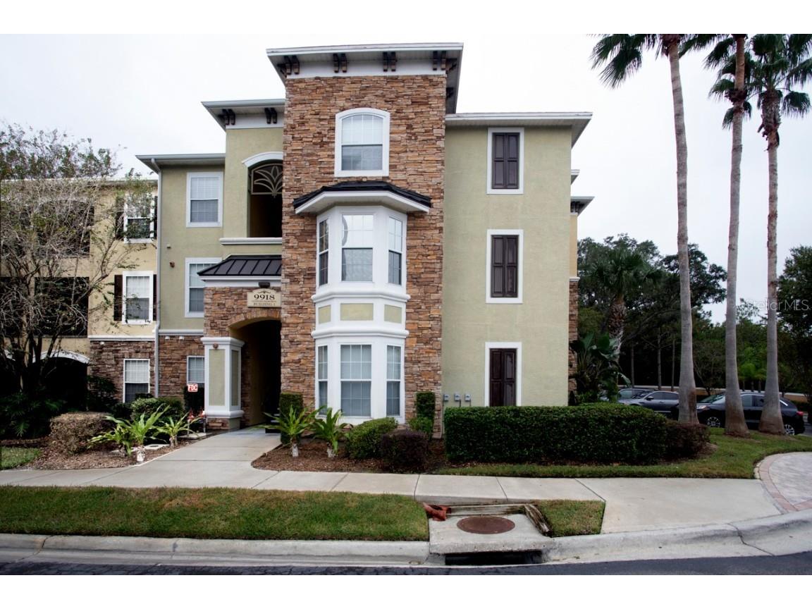 9918 Courtney Palms Boulevard #102 Tampa FL 33619 T3486675 image1