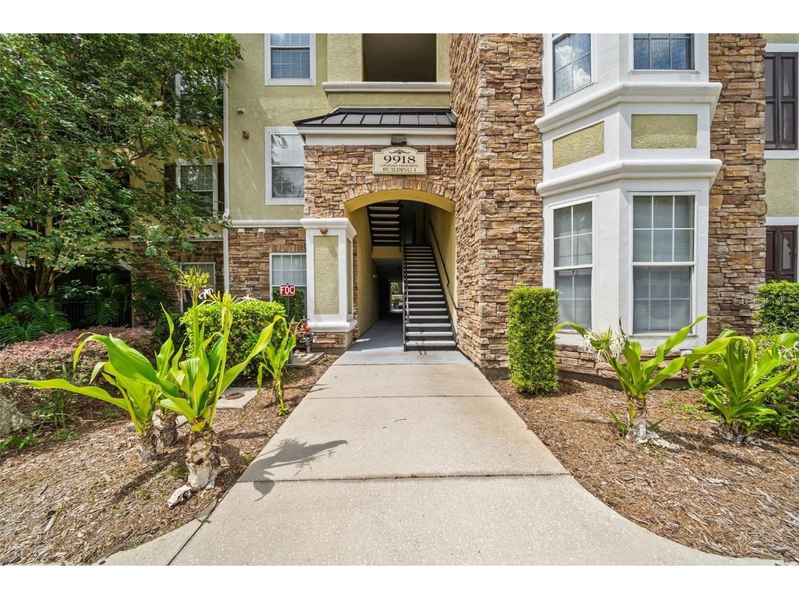 9918 Courtney Palms Boulevard #204 Tampa FL 33619 T3552546 image1