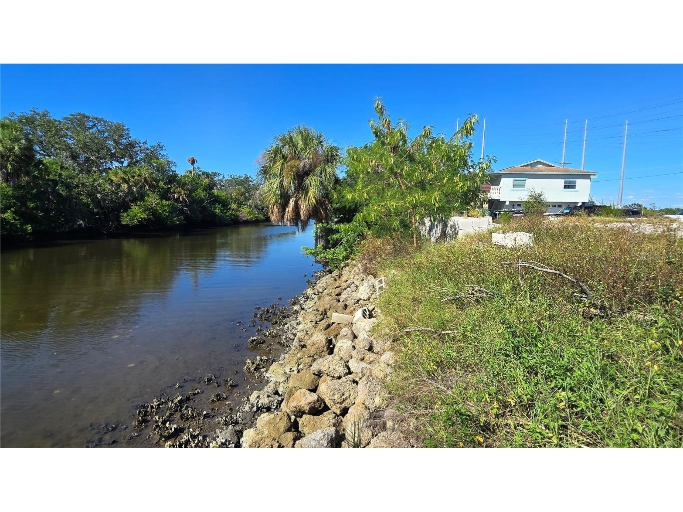 9919 Bay Drive Gibsonton FL 33534 TB8438122 image2