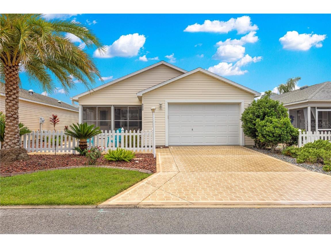 992 Davit Place The Villages FL 32162 G5097785 image1