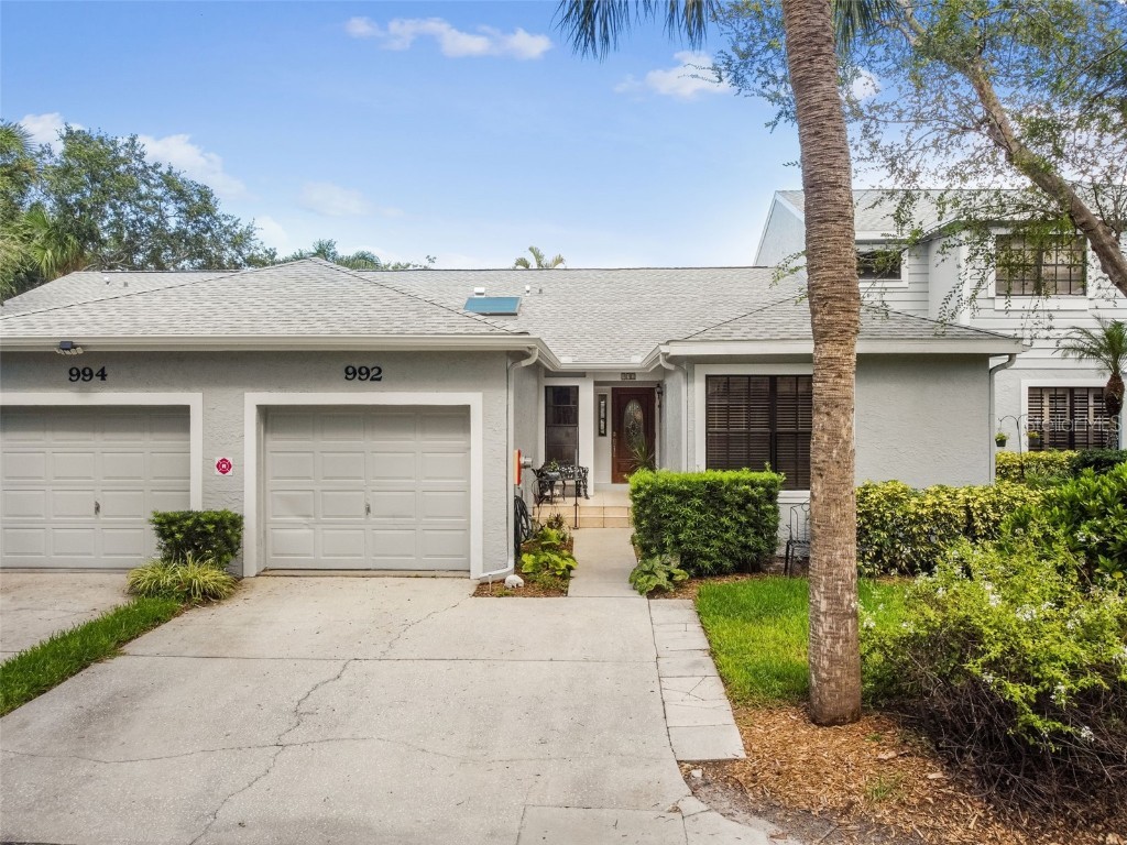 992 San Carlos Court NE Saint Petersburg FL 33702 T3459957 image1