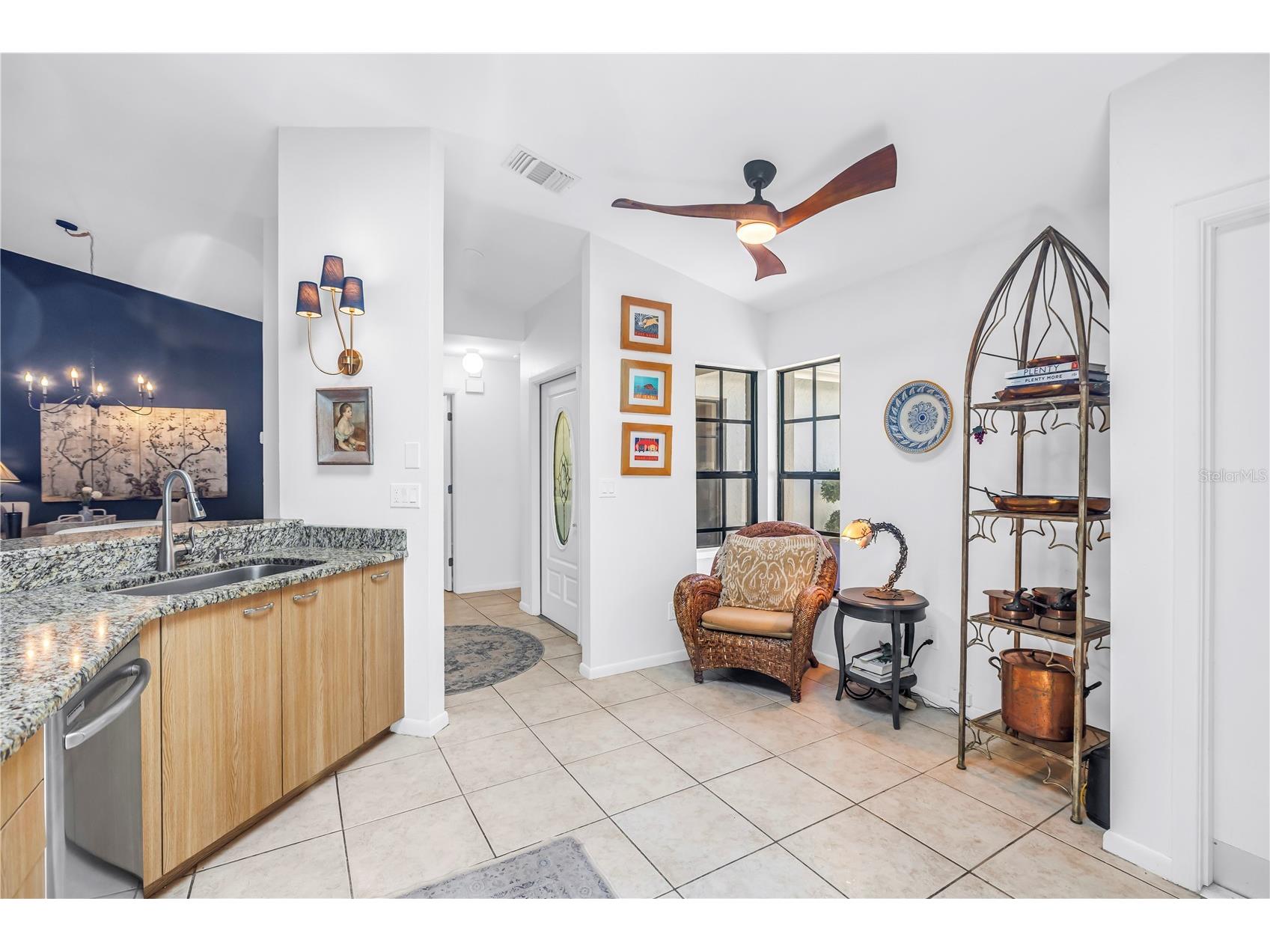 992 San Carlos Court NE Saint Petersburg FL 33702 TB8489863 image15