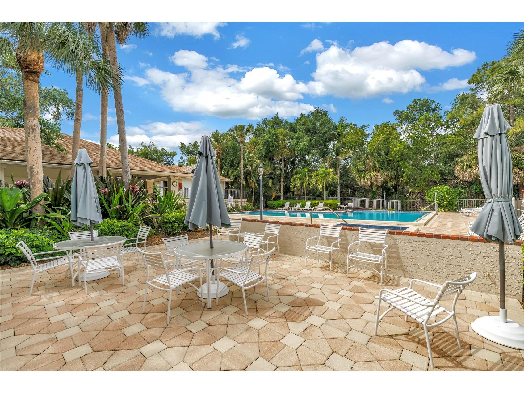 992 San Carlos Court NE Saint Petersburg FL 33702 TB8489863 image32