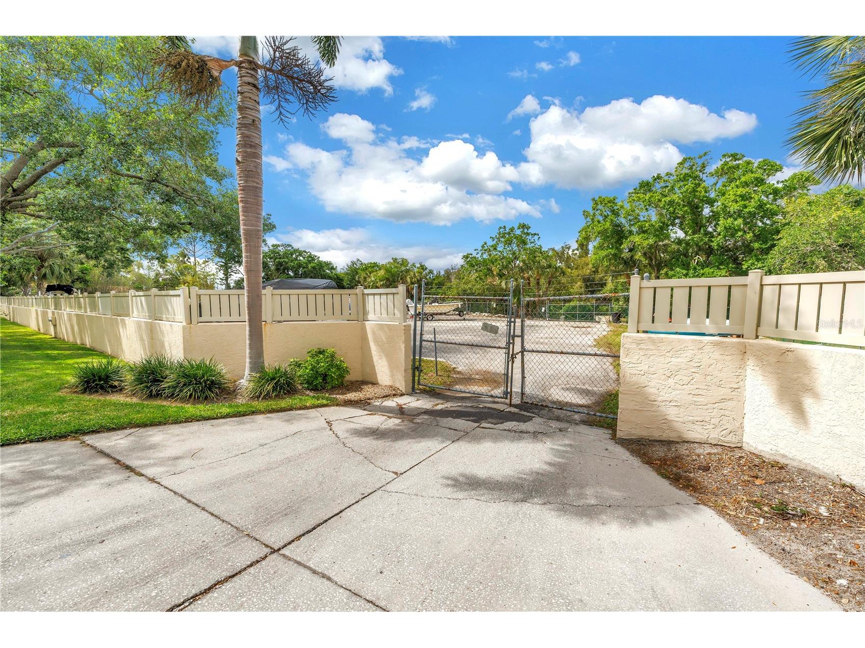 992 San Carlos Court NE Saint Petersburg FL 33702 TB8489863 image42