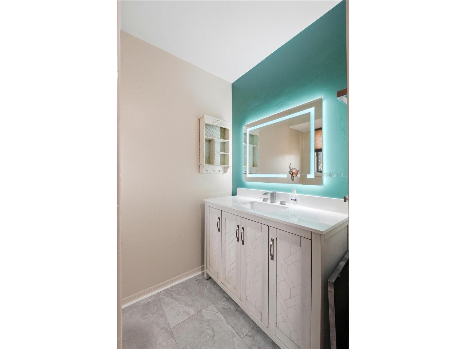 992 Spinnaker Court Tarpon Springs FL 34689 L4961011 image12