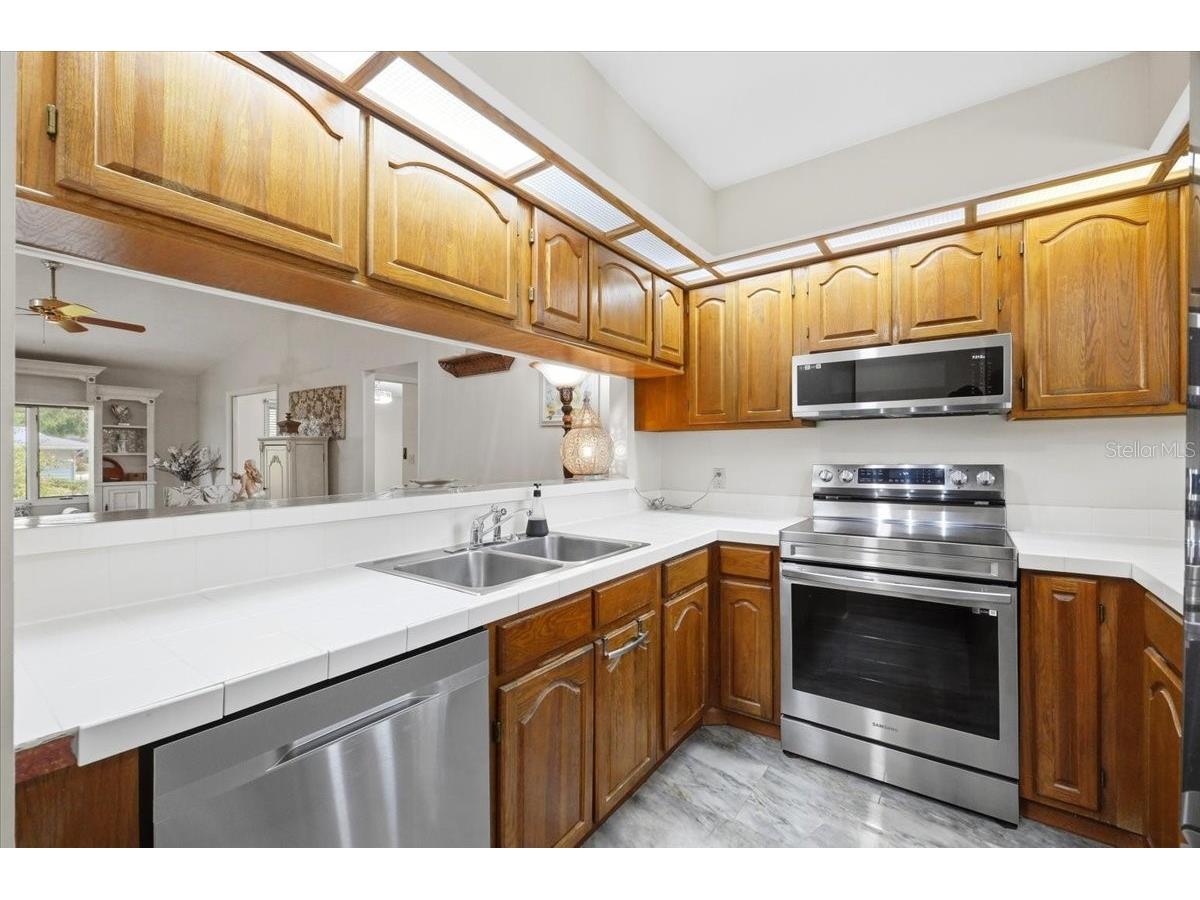 992 Spinnaker Court Tarpon Springs FL 34689 L4961011 image46