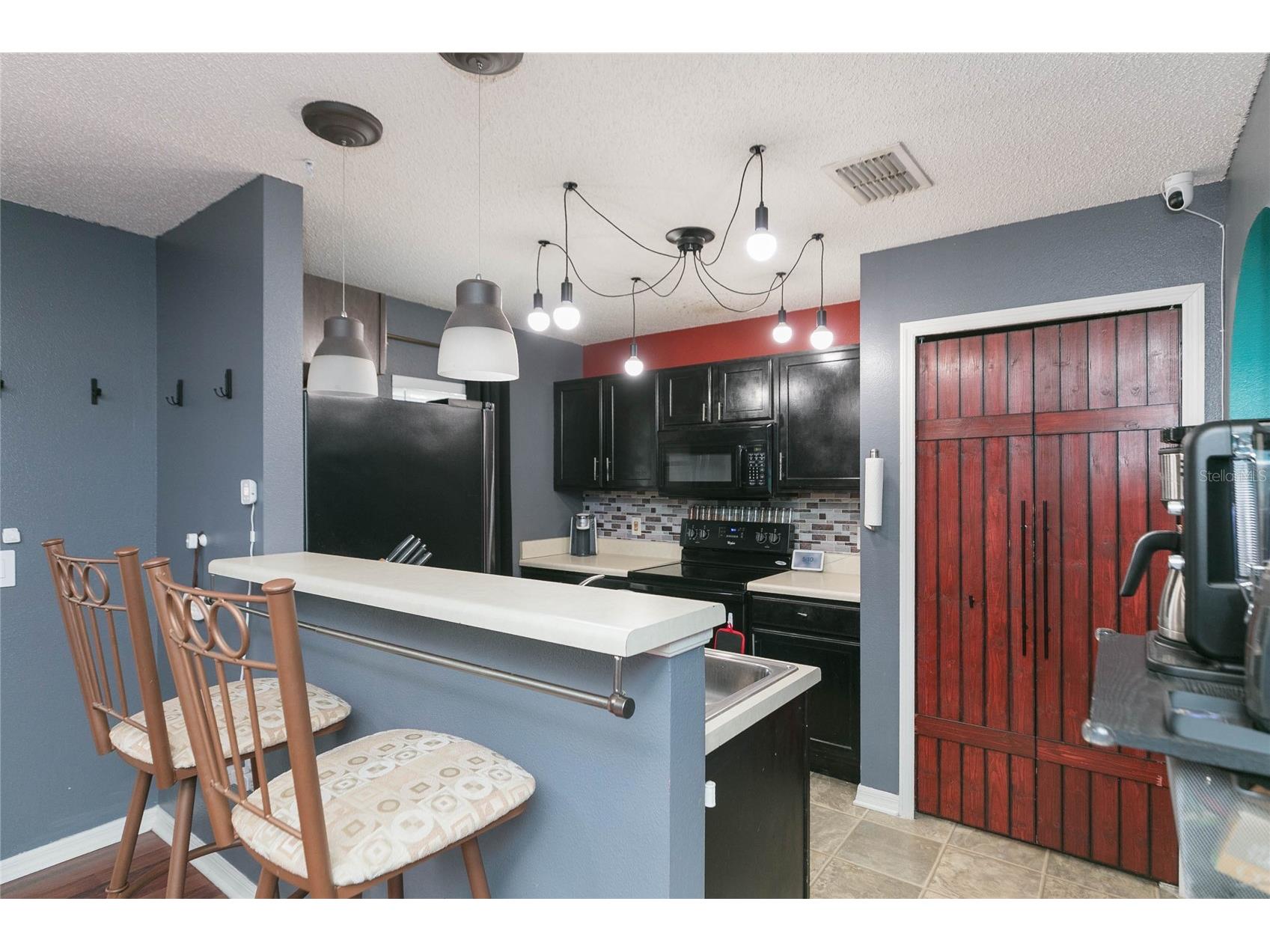 9922 Ashburn Lake Drive Tampa FL 33610 TB8507404 image10