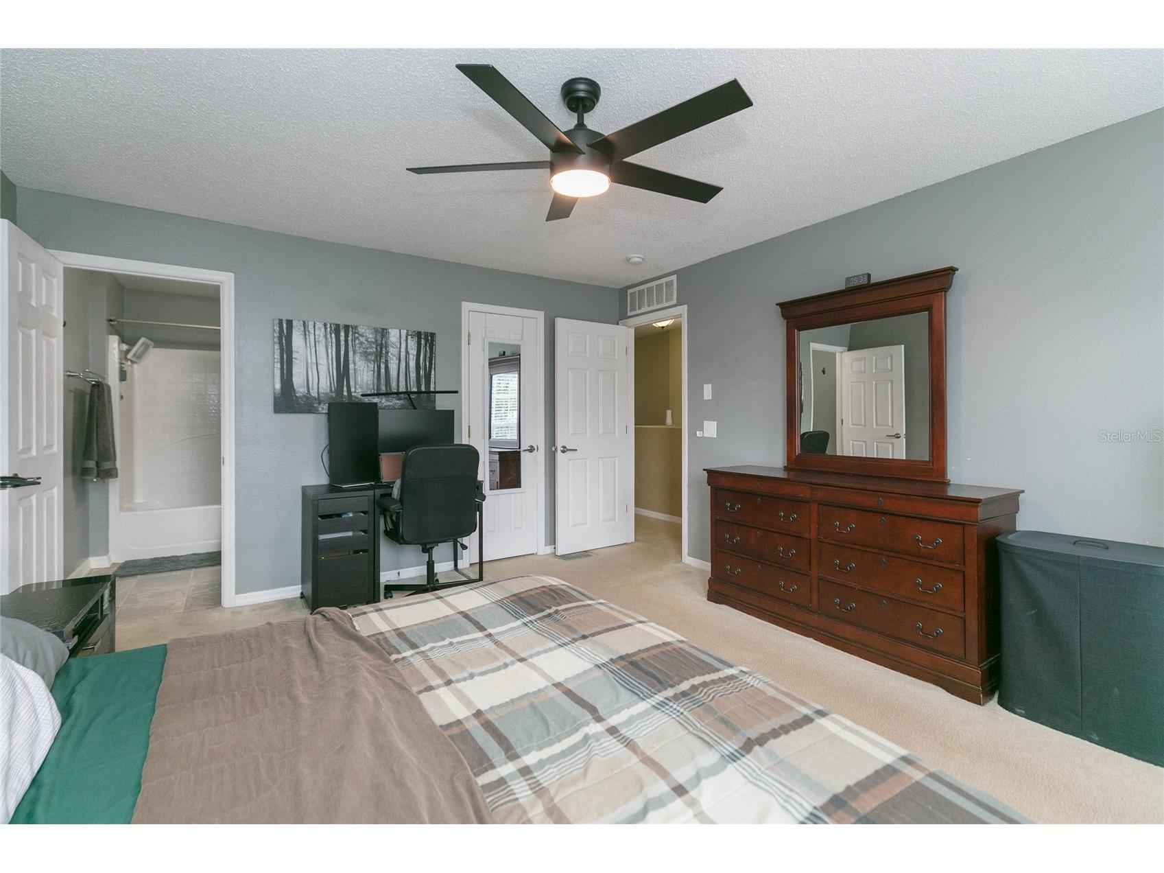 9922 Ashburn Lake Drive Tampa FL 33610 TB8507404 image21