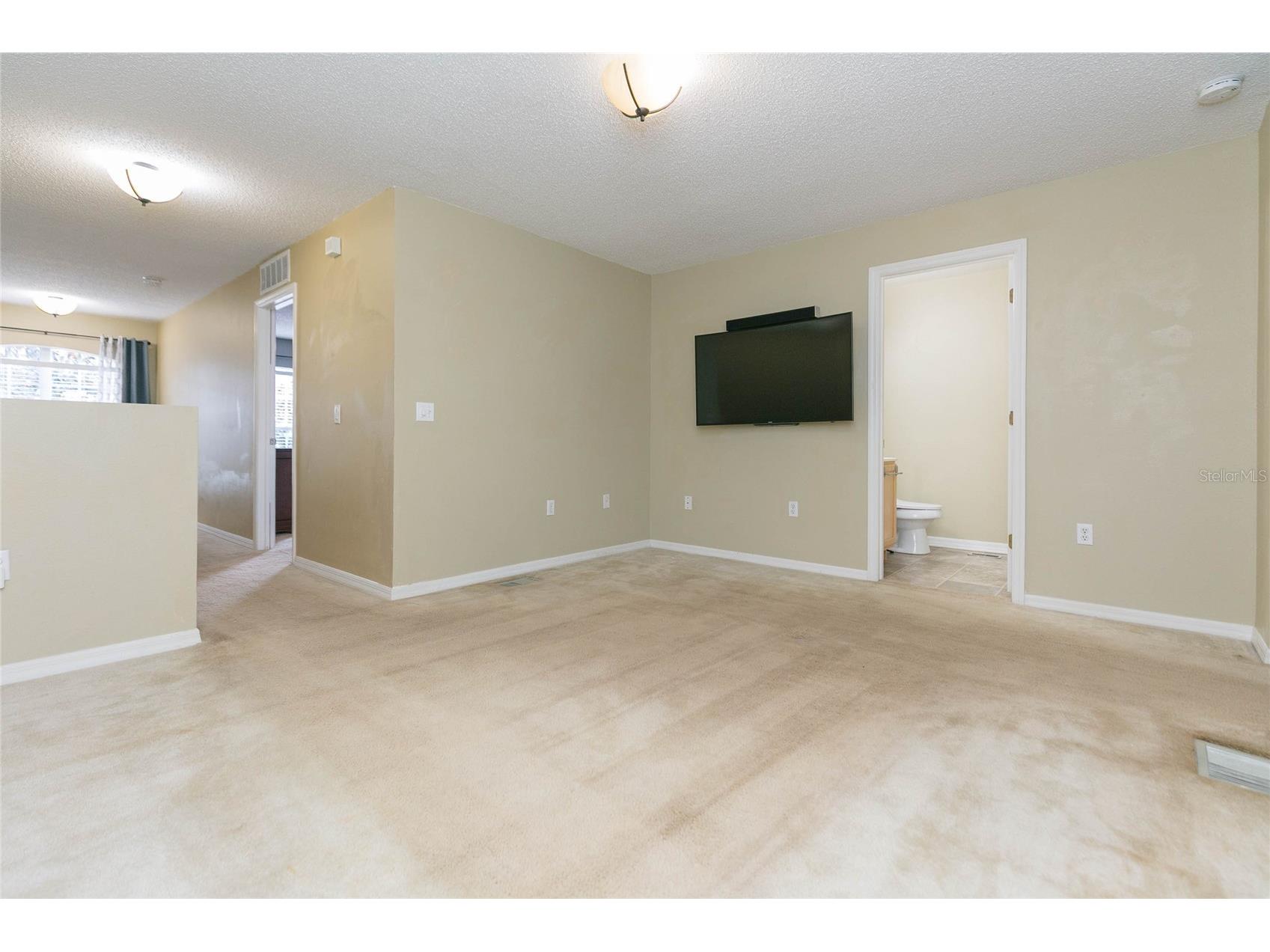 9922 Ashburn Lake Drive Tampa FL 33610 TB8507404 image25