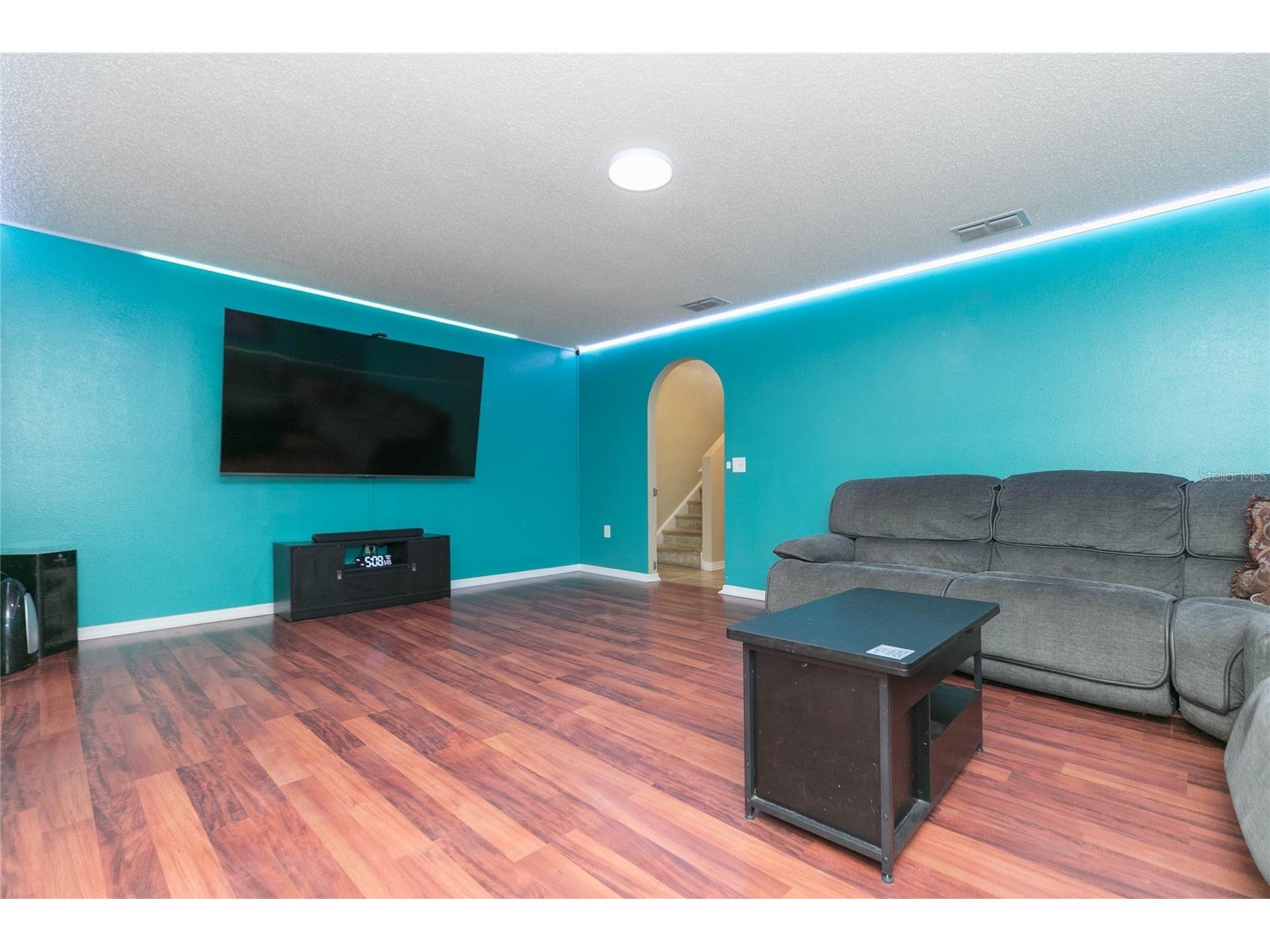 9922 Ashburn Lake Drive Tampa FL 33610 TB8507404 image3