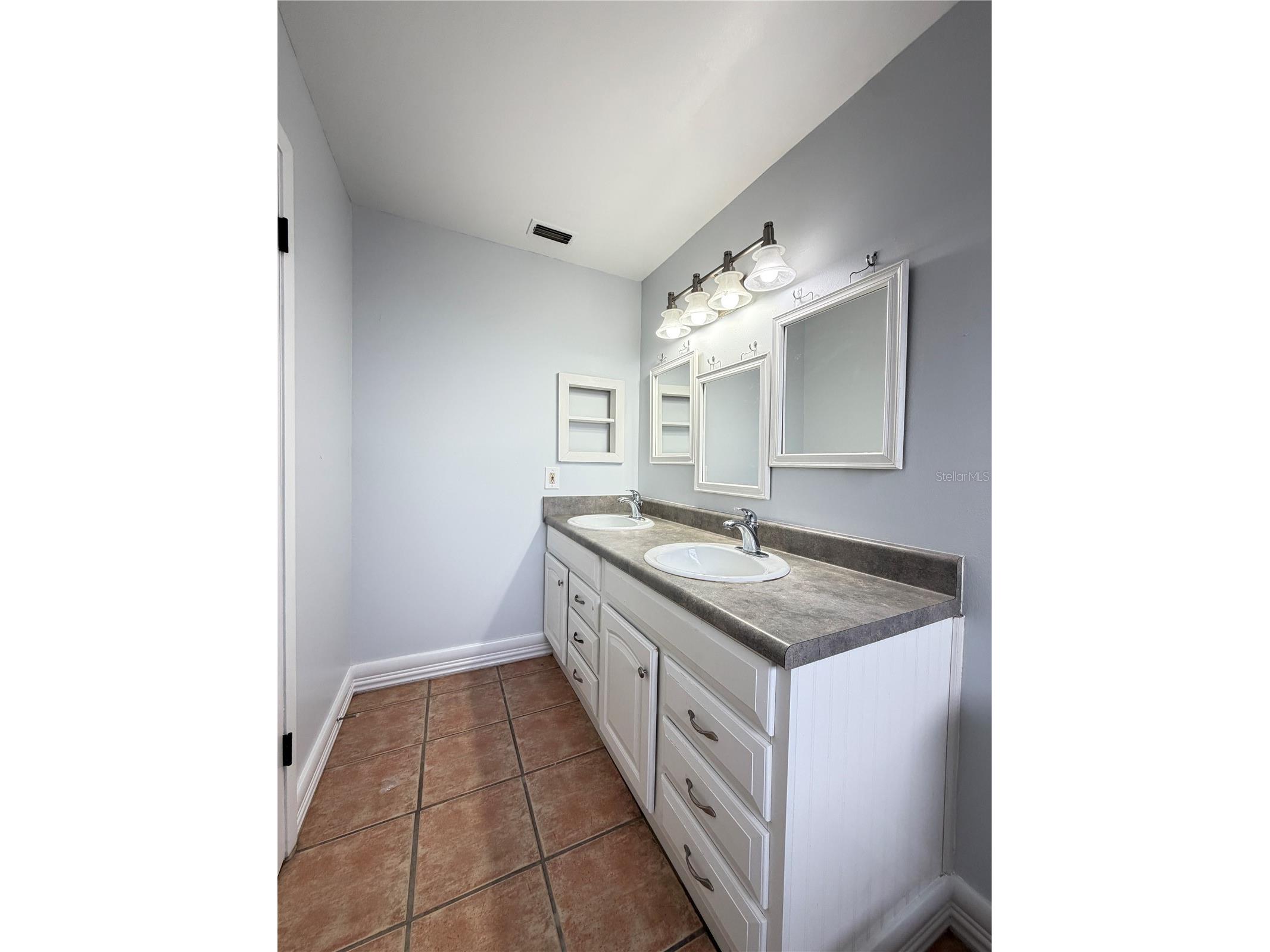 9923 Castleton Street Orlando FL 32817 S5151555 image23