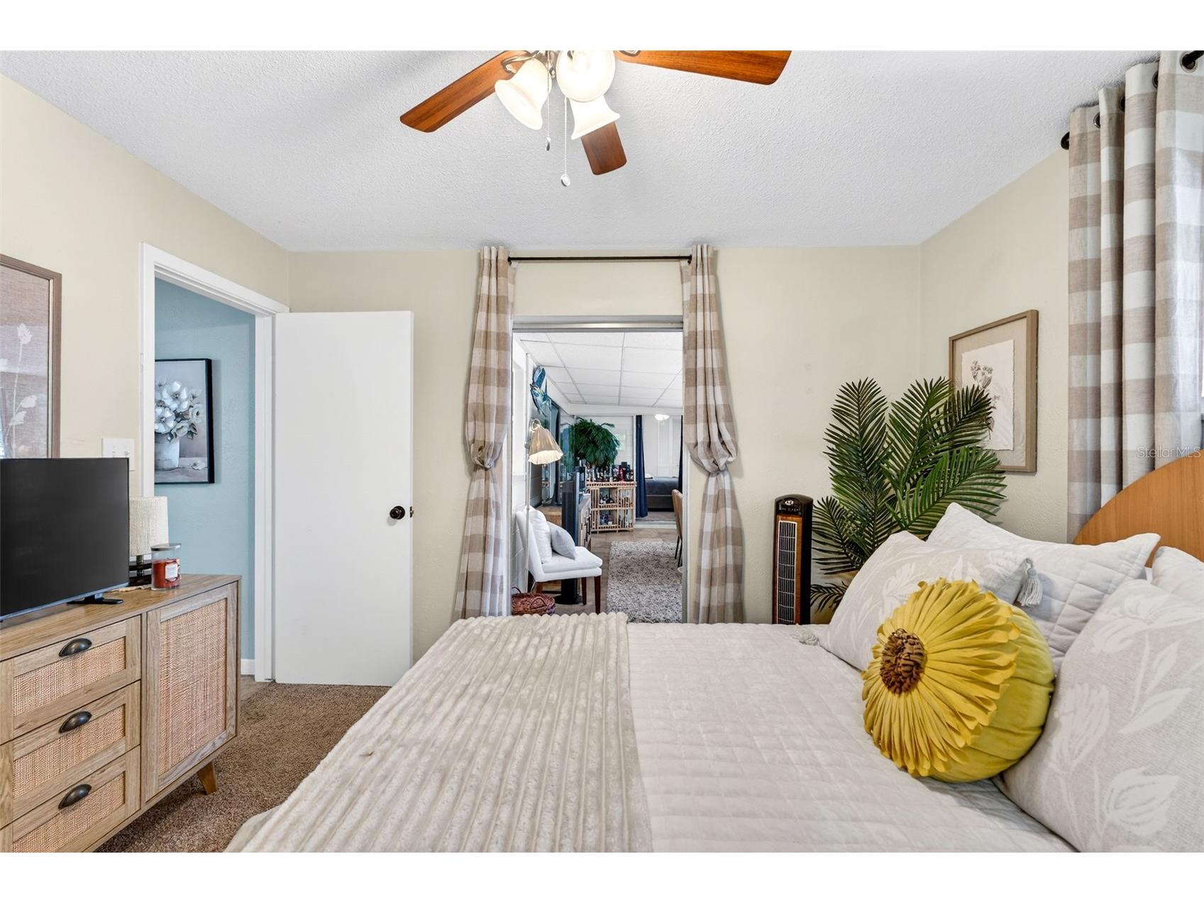 9925 47th Avenue N Seminole FL 33708 TB8491886 image32