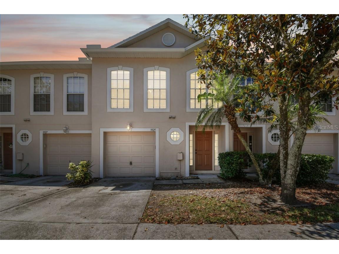 9925 Ashburn Lake Drive Tampa FL 33610 U8238427 image1