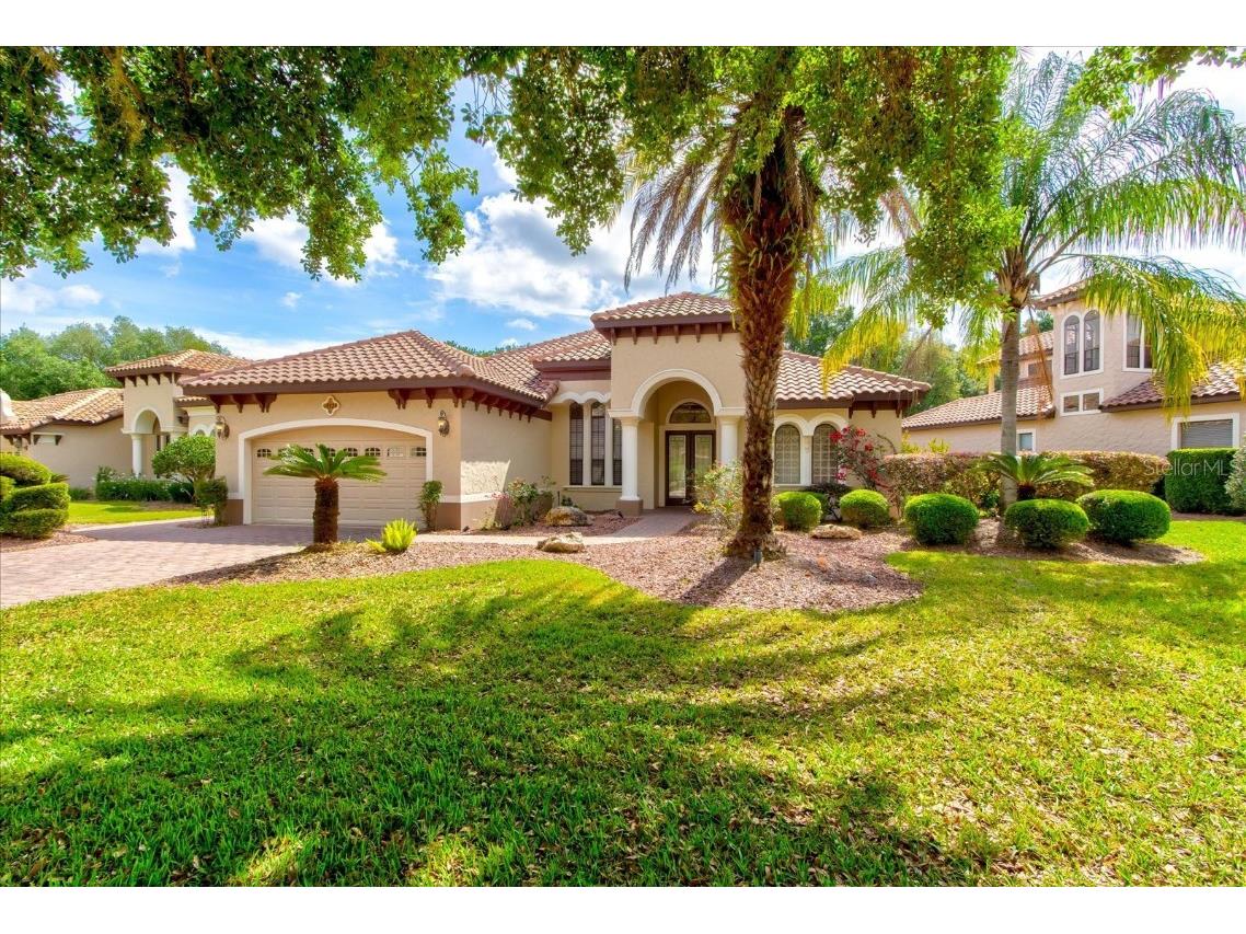 9925 Santa Barbara Court Howey In The Hills FL 34737 G5080488 image1