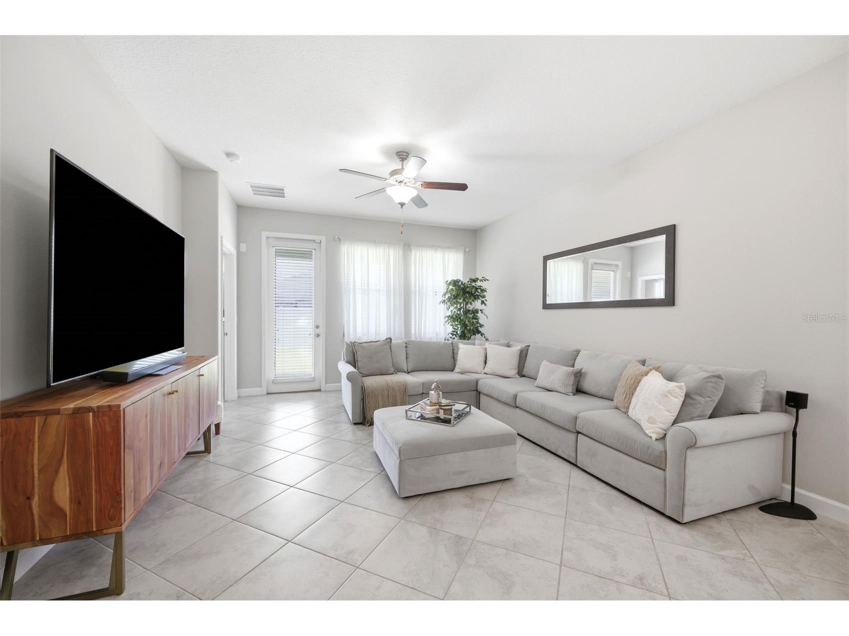9927 Ivory Drive Ruskin FL 33573 TB8526003 image5