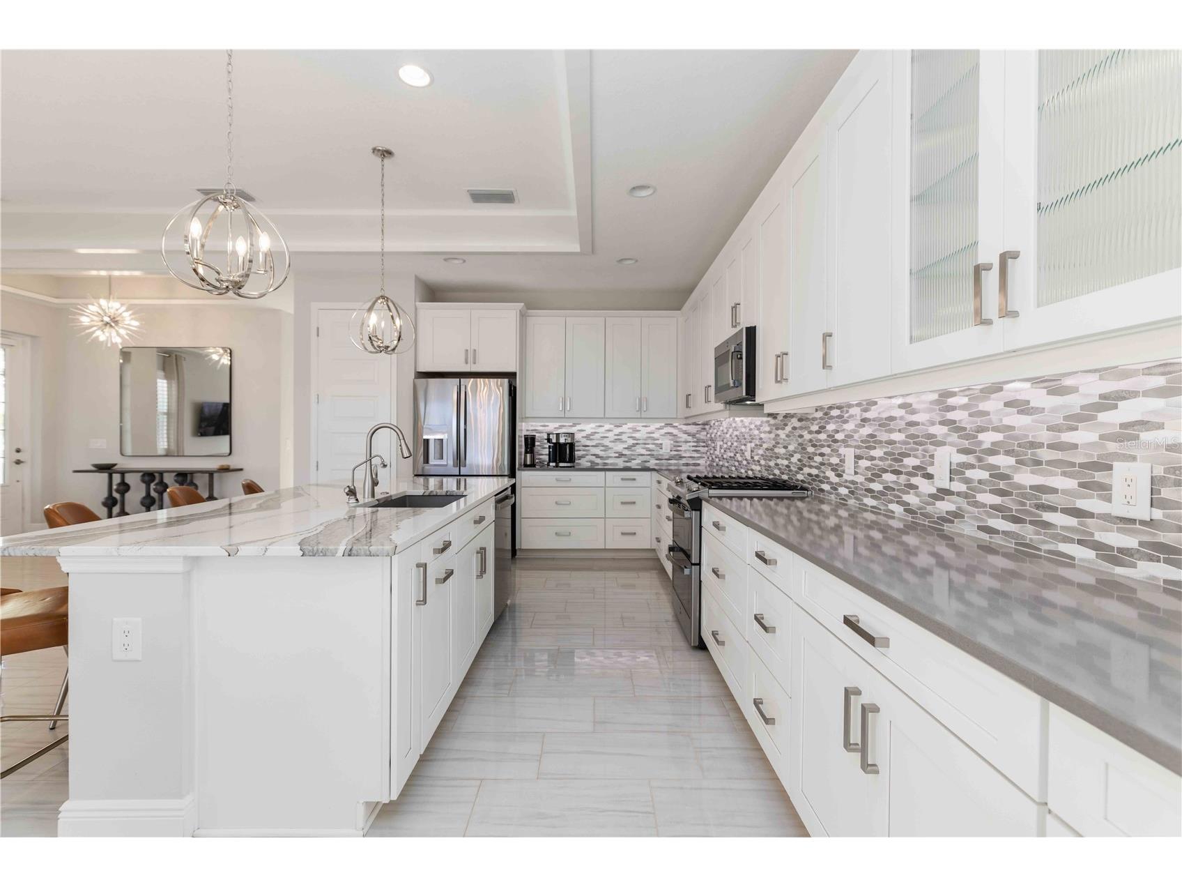 993 Crosswind Avenue Sarasota FL 34240 A4687919 image14