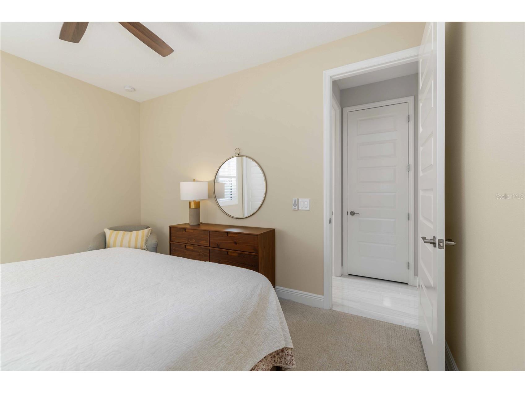 993 Crosswind Avenue Sarasota FL 34240 A4687919 image26