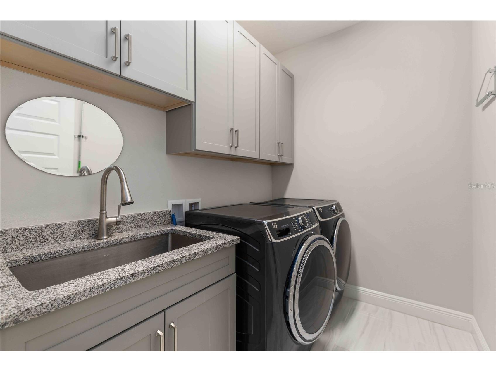 993 Crosswind Avenue Sarasota FL 34240 A4687919 image35