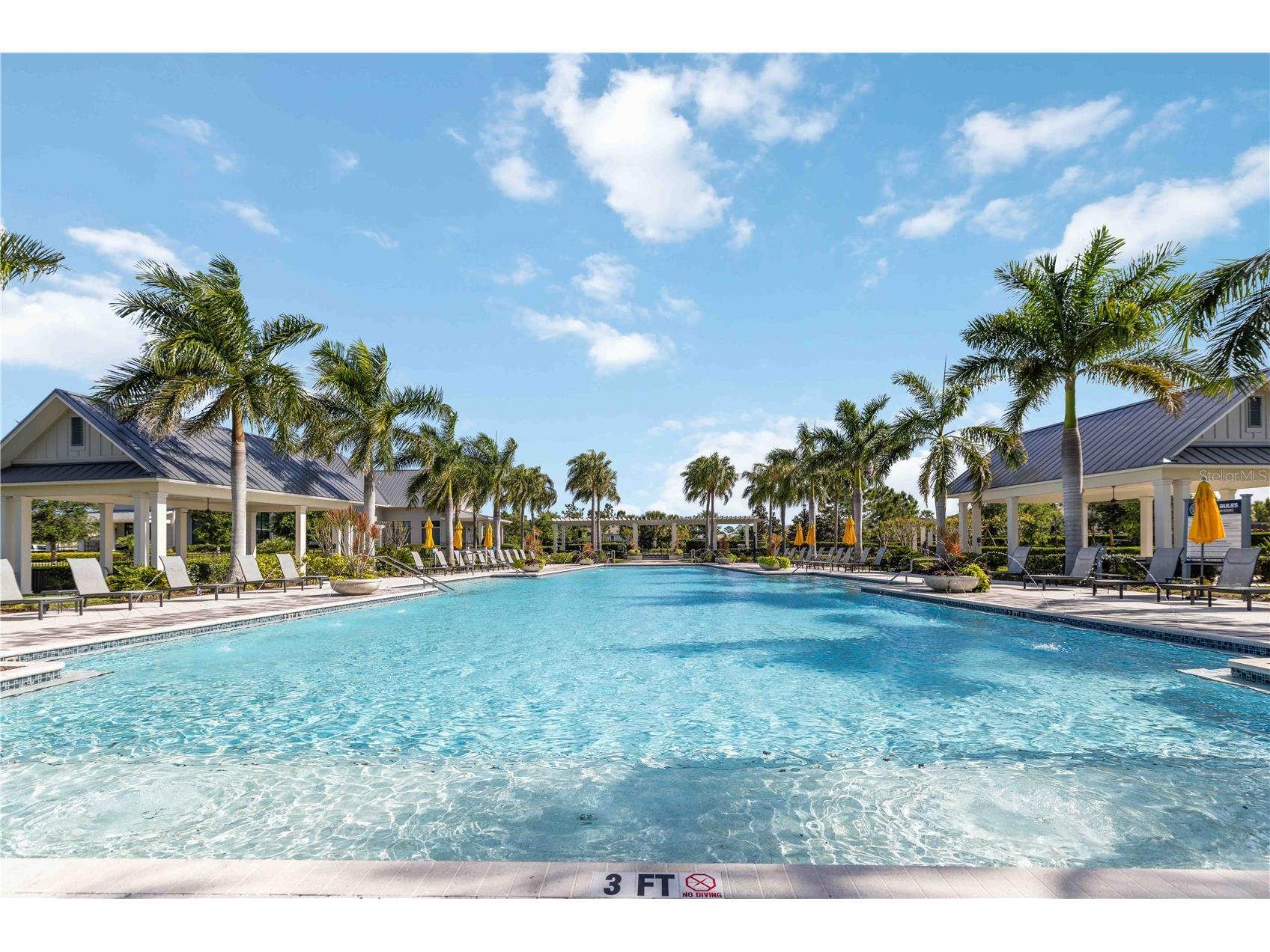 993 Crosswind Avenue Sarasota FL 34240 A4687919 image6