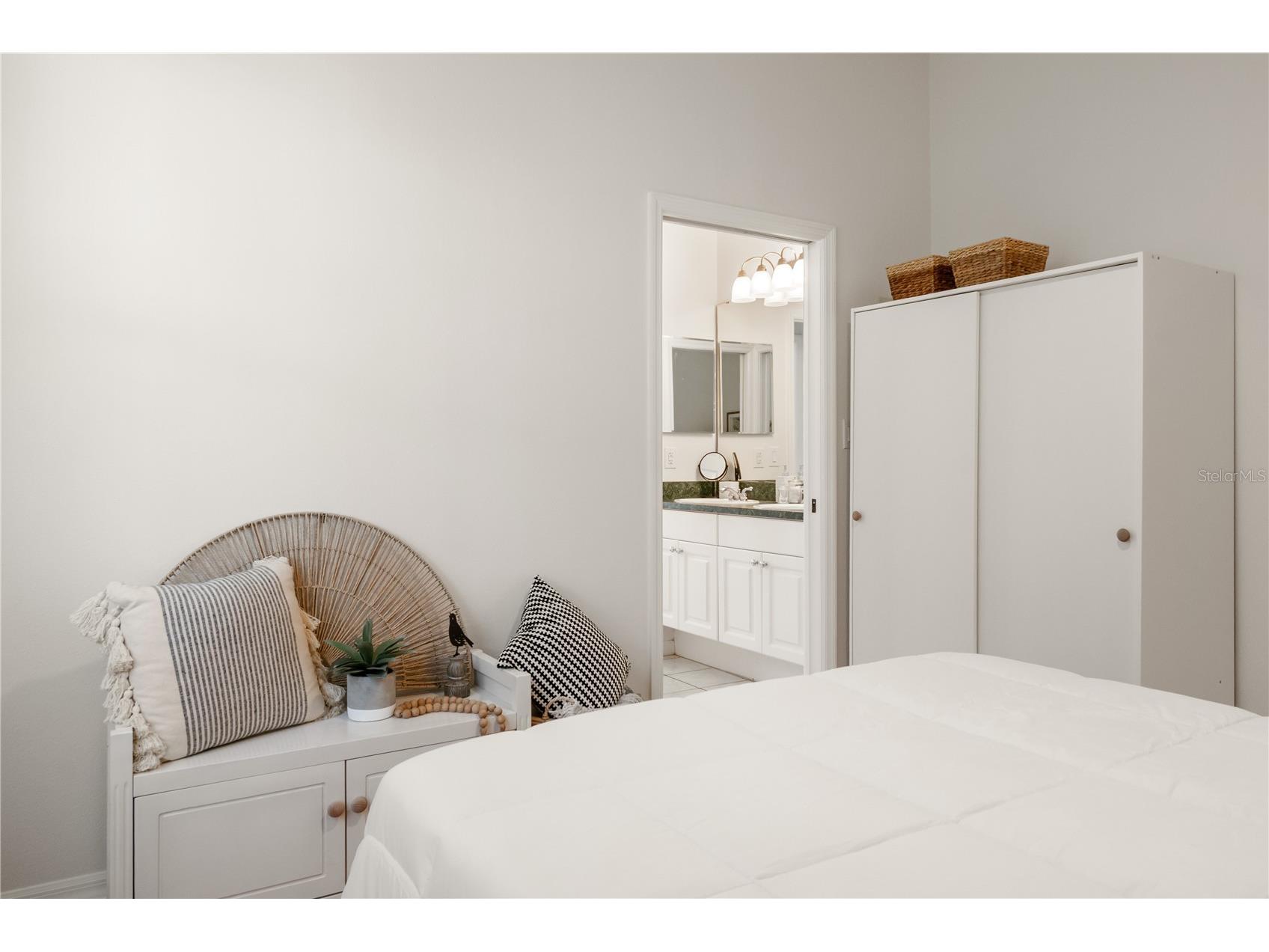 993 Everest Clermont FL 34711 S5121766 image25