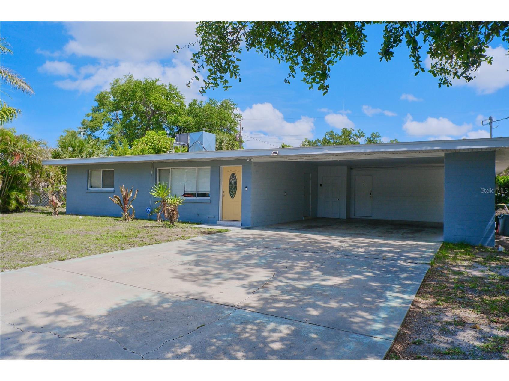 993 Gary Street #A & B Sarasota FL 34234 A4694443 image3