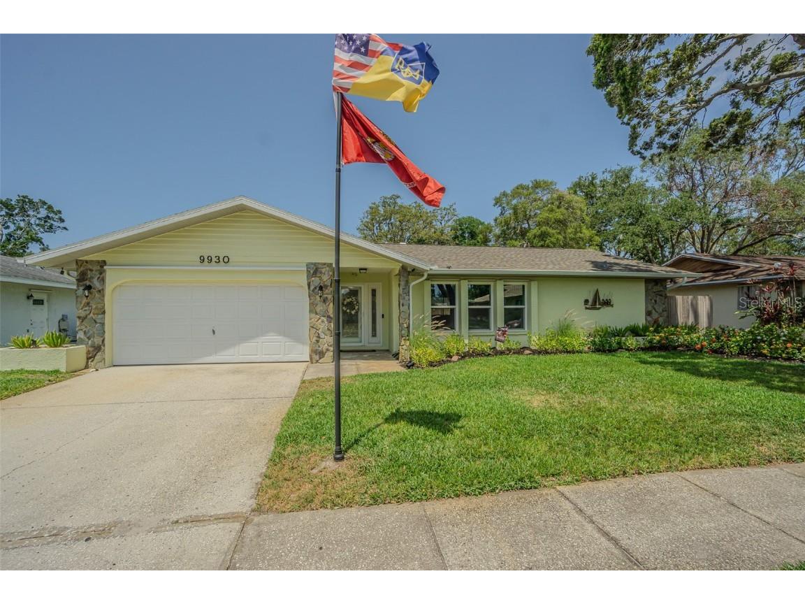 9930 121 Street N Seminole FL 33772 TB8384873 image1