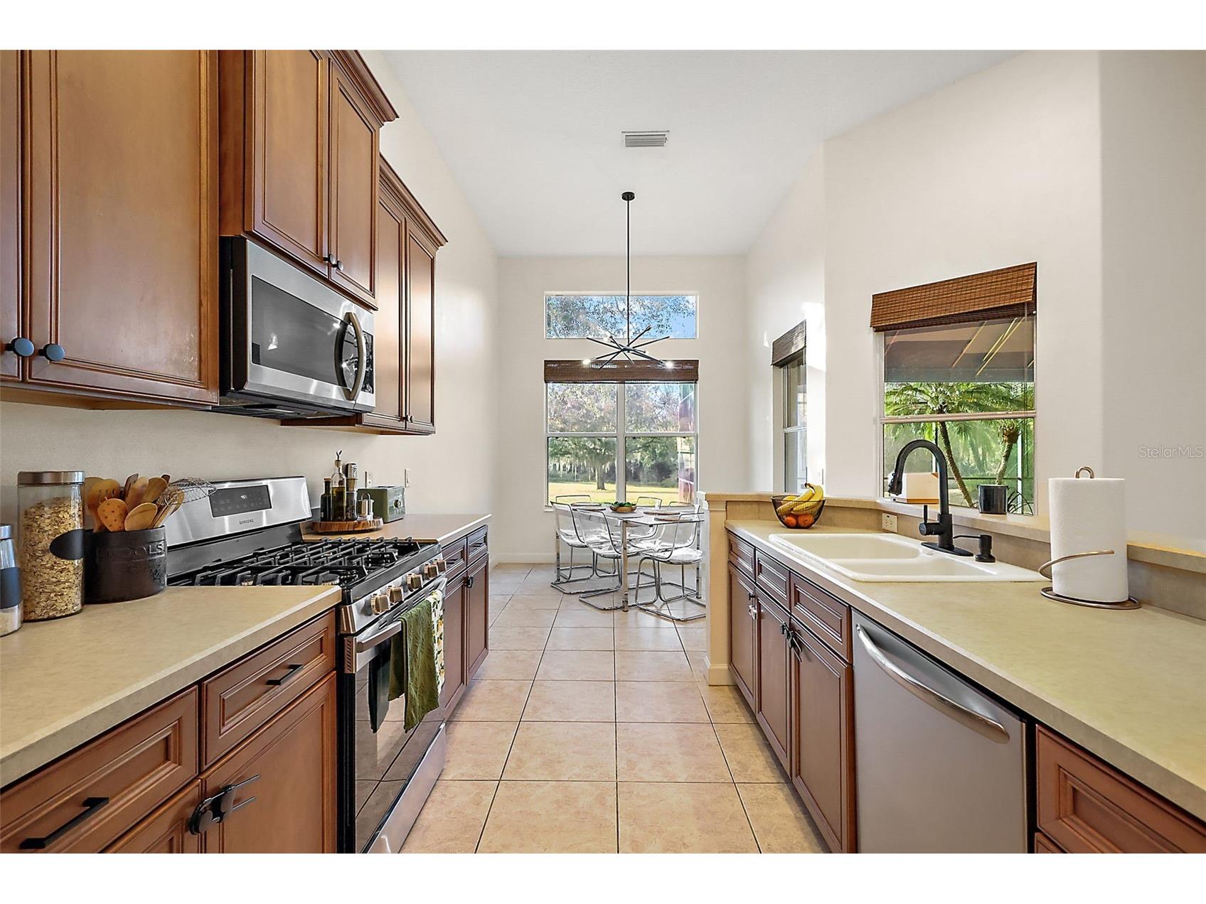 9930 Santa Barbara Court Howey In The Hills FL 34737 A4681126 image16