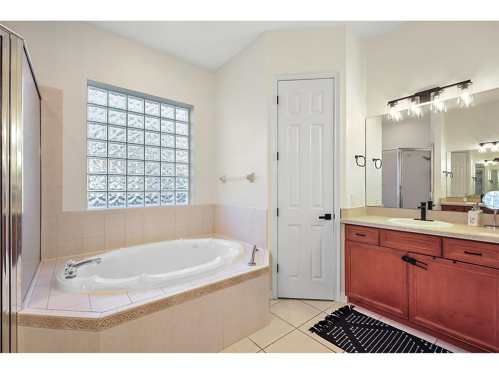 9930 Santa Barbara Court Howey In The Hills FL 34737 A4681126 image21