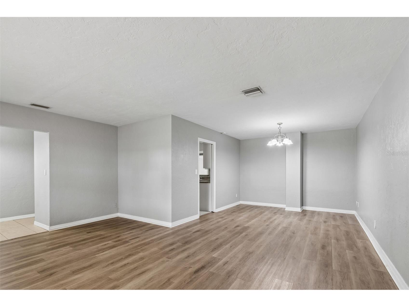 9931 110th Street Seminole FL 33772 TB8495361 image10