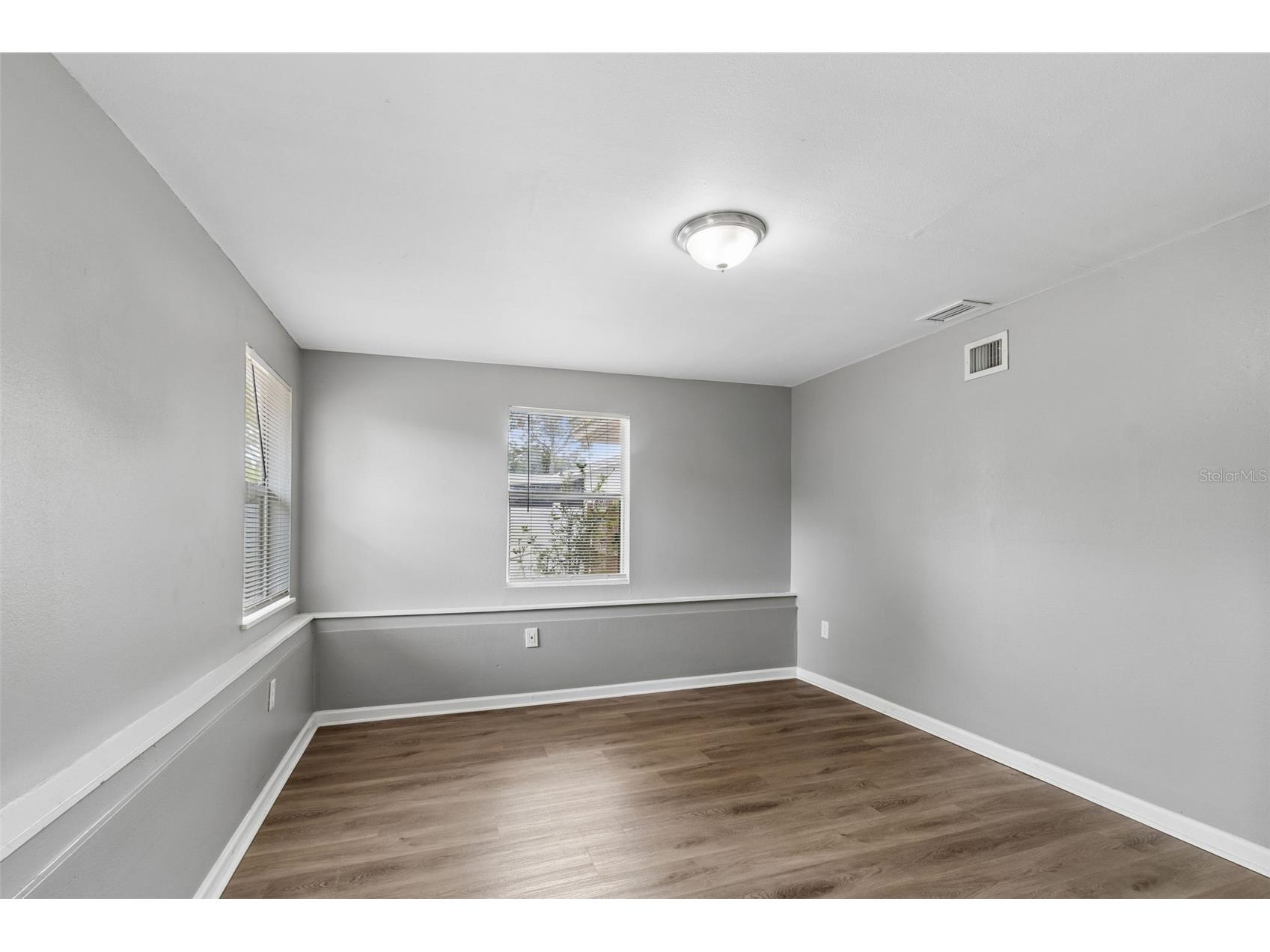 9931 110th Street Seminole FL 33772 TB8495361 image25