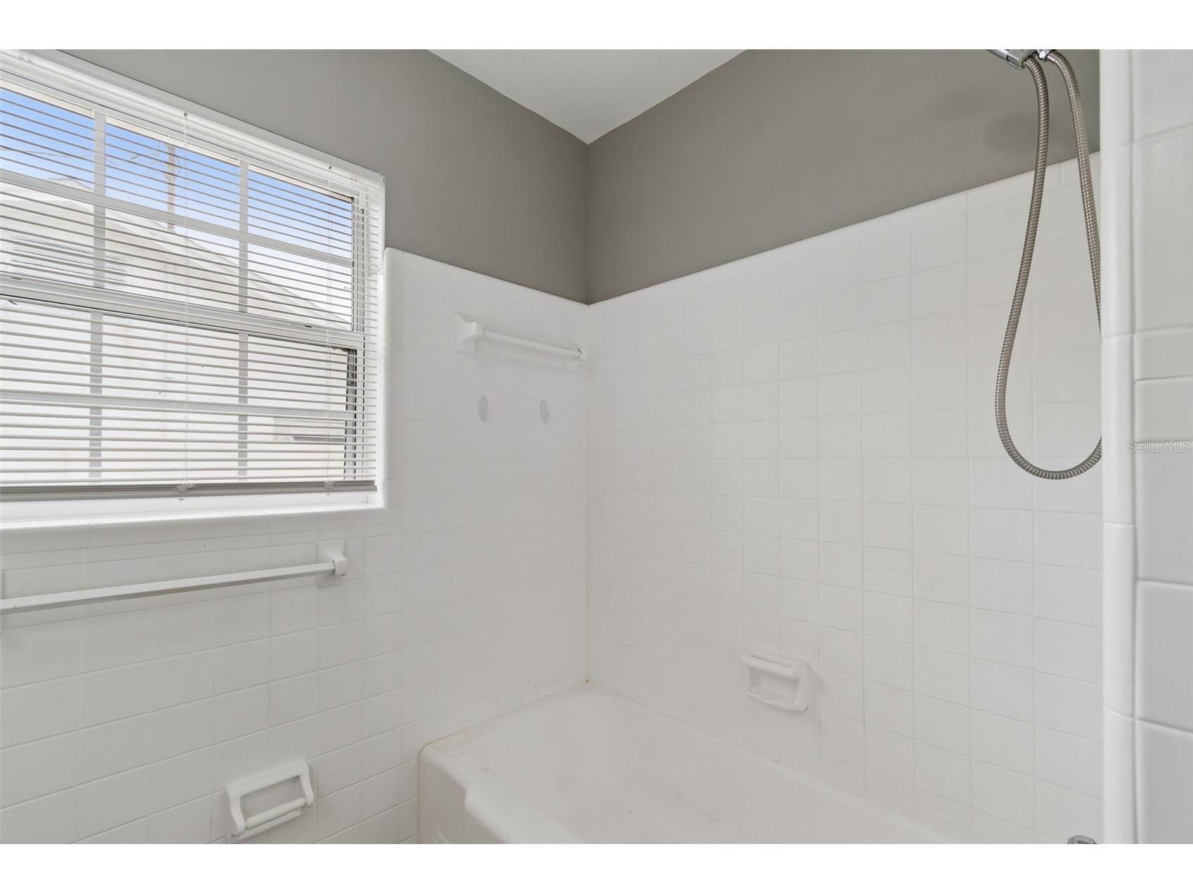 9931 110th Street Seminole FL 33772 TB8495361 image40