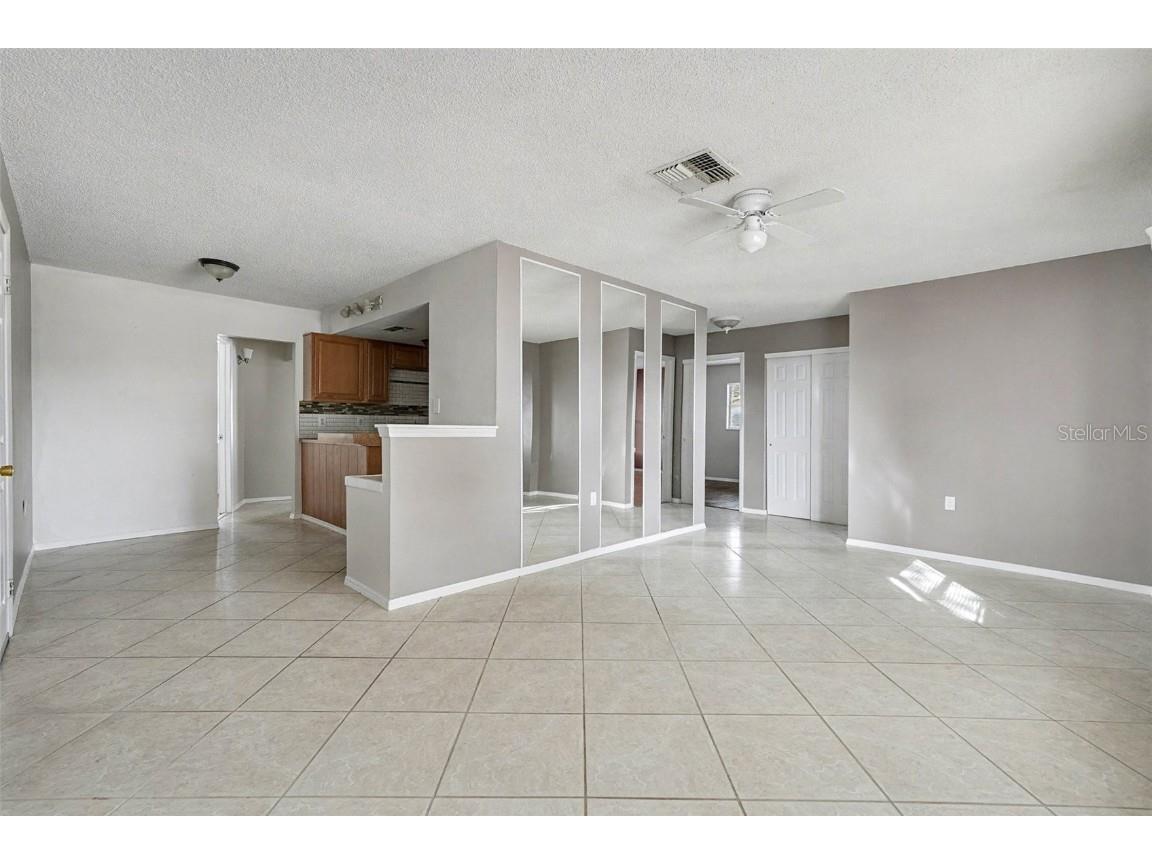 9931 Woodstock Lane Port Richey FL 34668 W7881449 image4